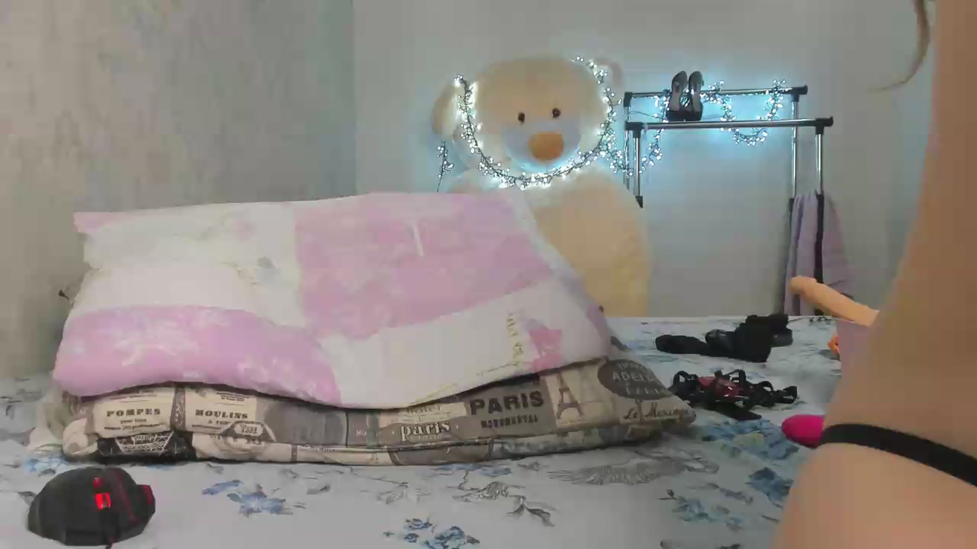 Gallery image thumbnail from WoW_Blonde_'s myfreecams stream on, 08/03/2026, 12:14 image 20 of 20
