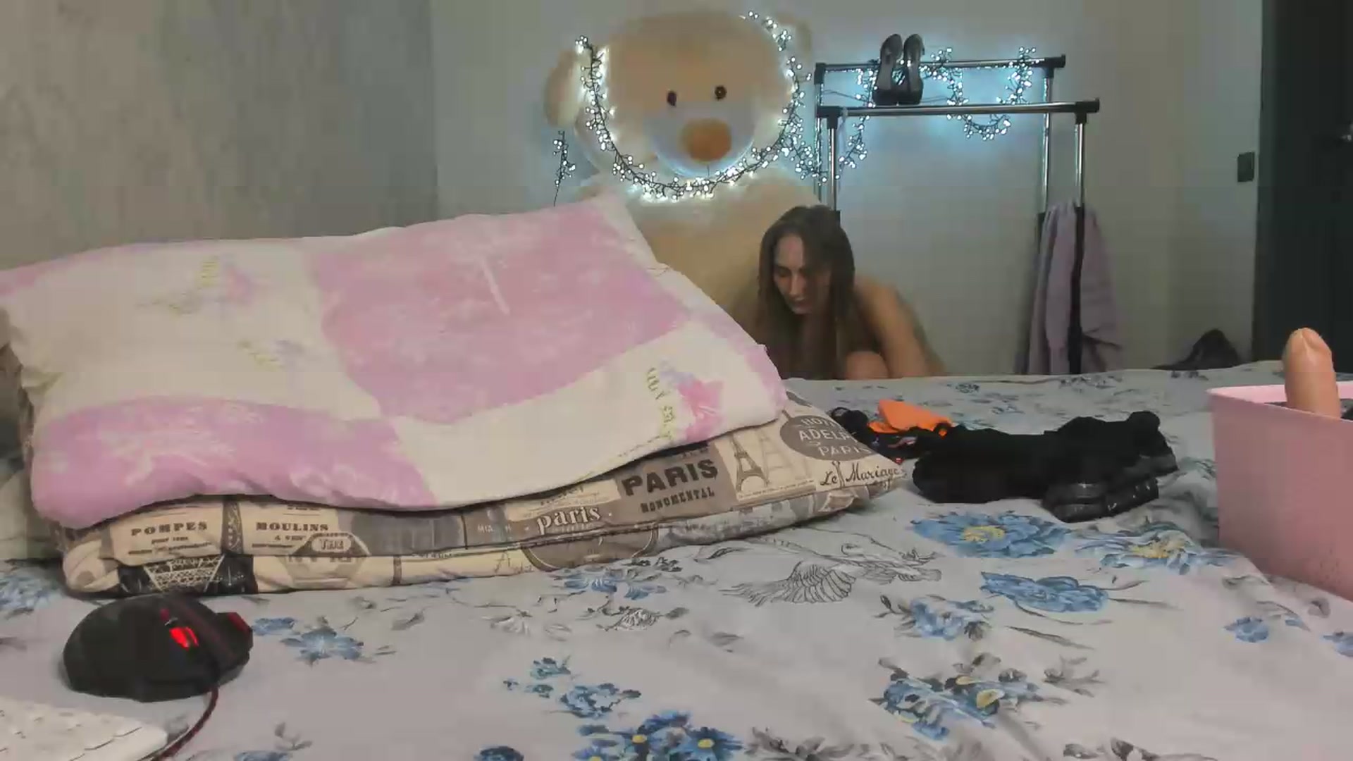 Gallery image thumbnail from WoW_Blonde_'s myfreecams stream on, 08/03/2026, 15:35 image 18 of 20