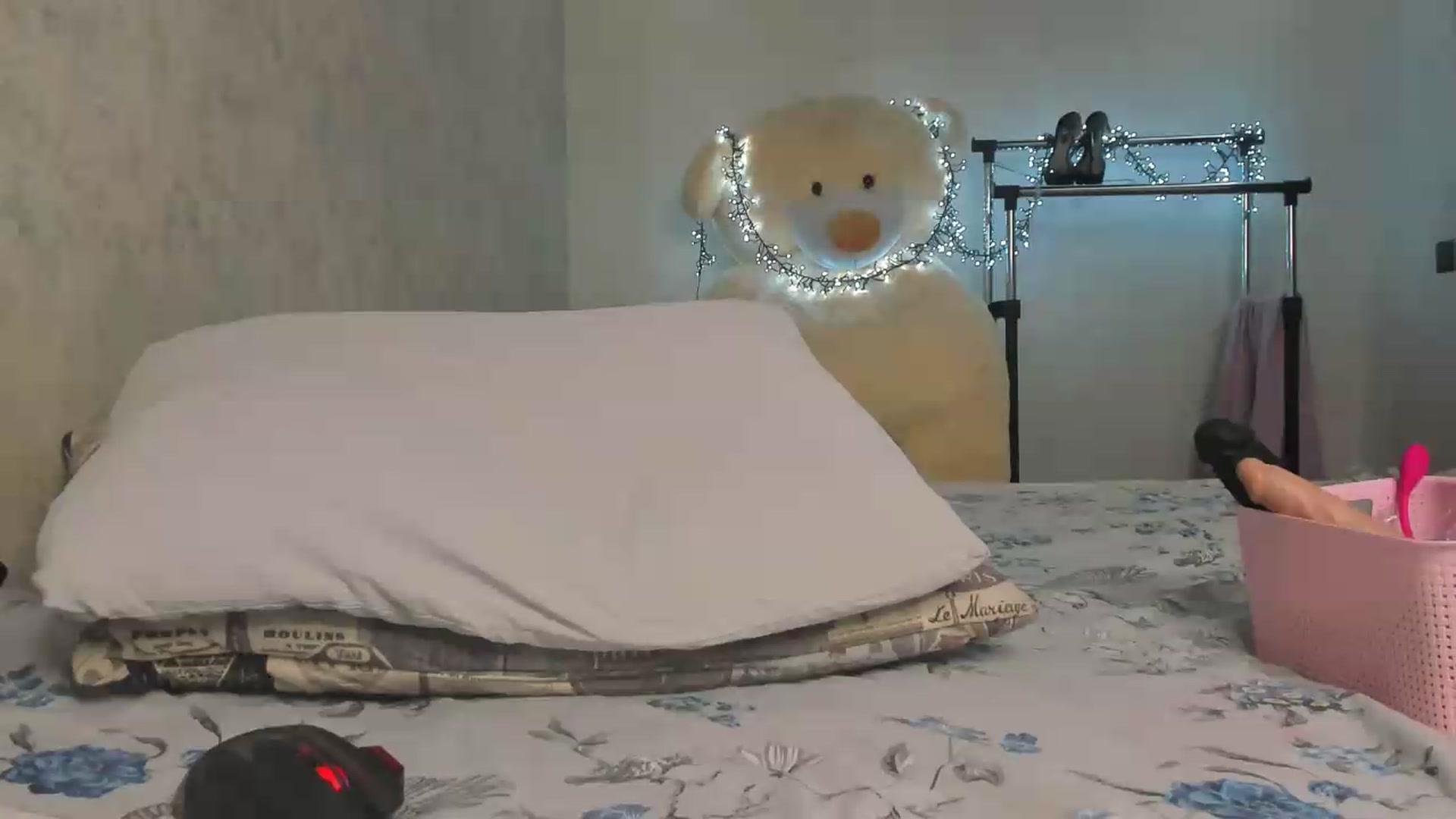 Gallery image thumbnail from WoW_Blonde_'s myfreecams stream on, 08/14/2026, 13:55 image 16 of 20