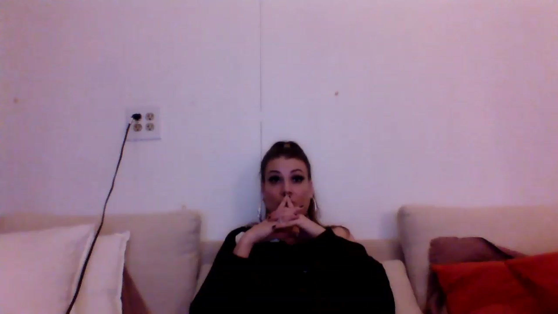 Gallery image thumbnail from WolfeinCA's myfreecams stream on, 02/11/2023, 06:10 image 15 of 20