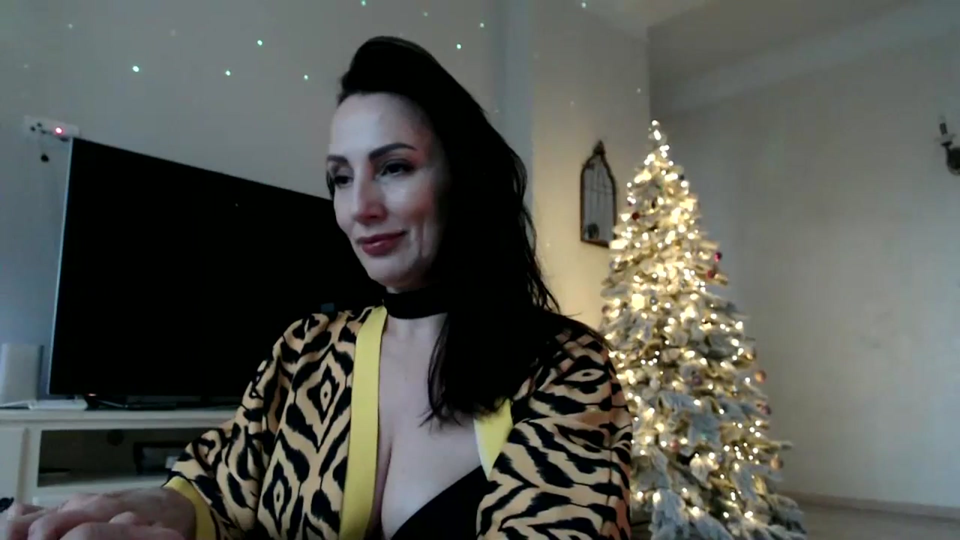 Gallery image thumbnail from Woman_Insight's myfreecams stream on, 01/02/2024, 13:28 image 8 of 20