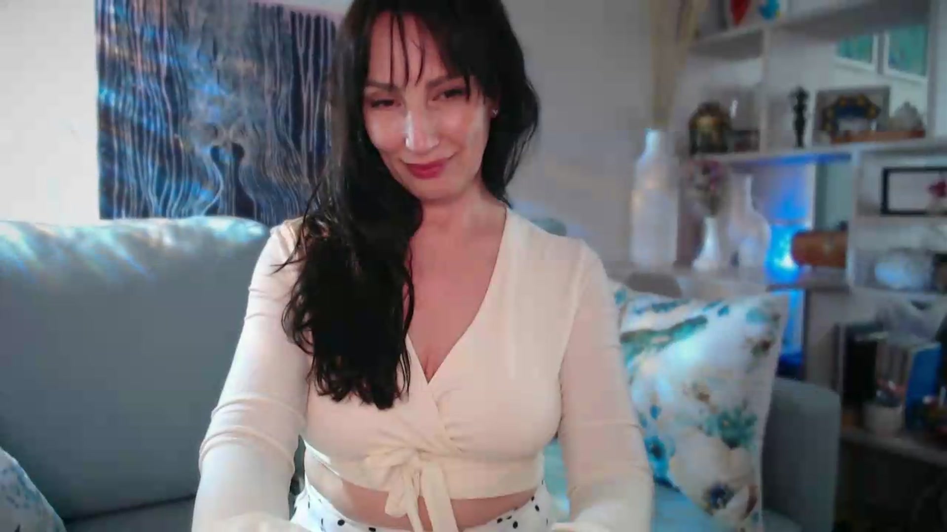 Gallery image thumbnail from Woman_Insight's myfreecams stream on, 06/13/2026, 13:03 image 8 of 20