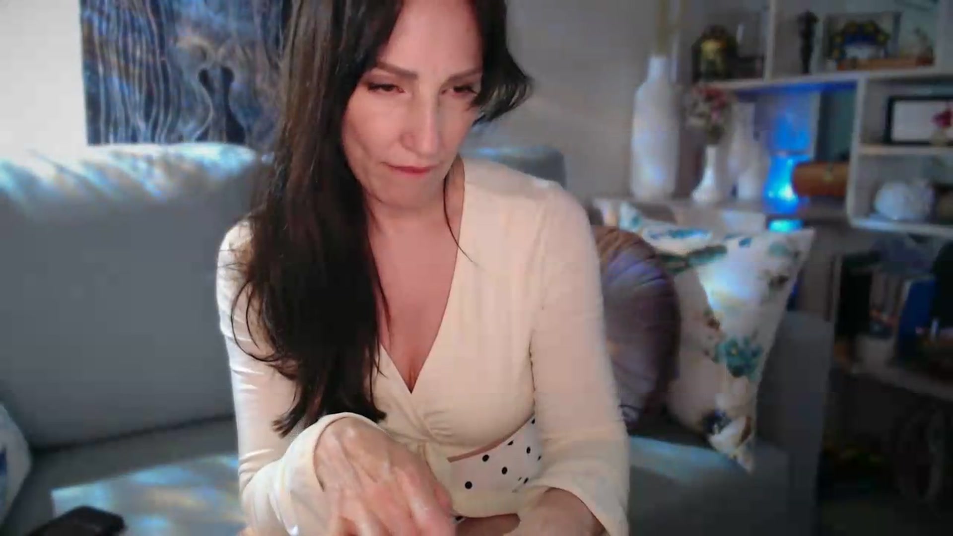 Gallery image thumbnail from Woman_Insight's myfreecams stream on, 06/13/2026, 13:03 image 4 of 20