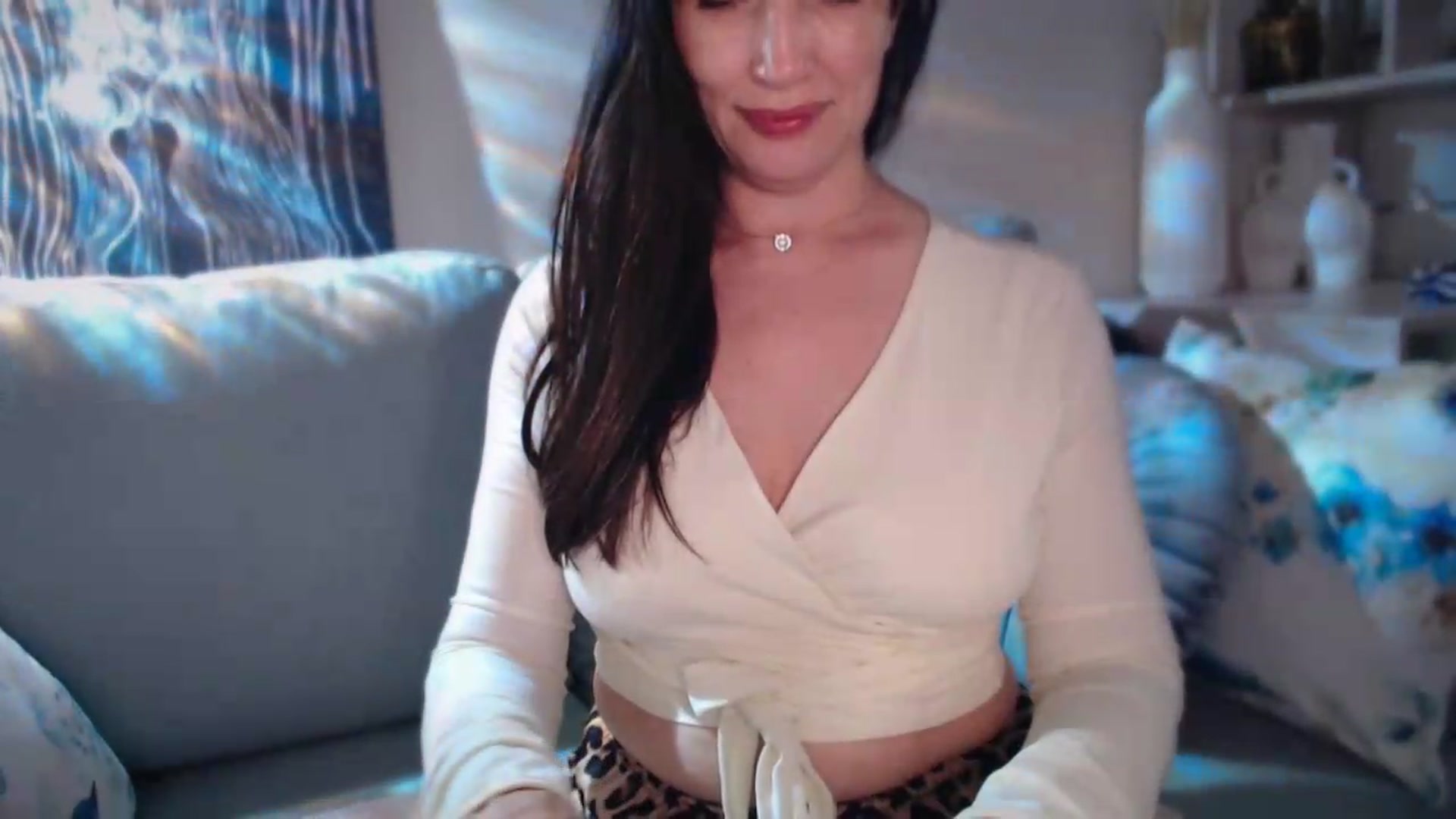 Gallery image thumbnail from Woman_Insight's myfreecams stream on, 07/09/2026, 15:37 image 10 of 20