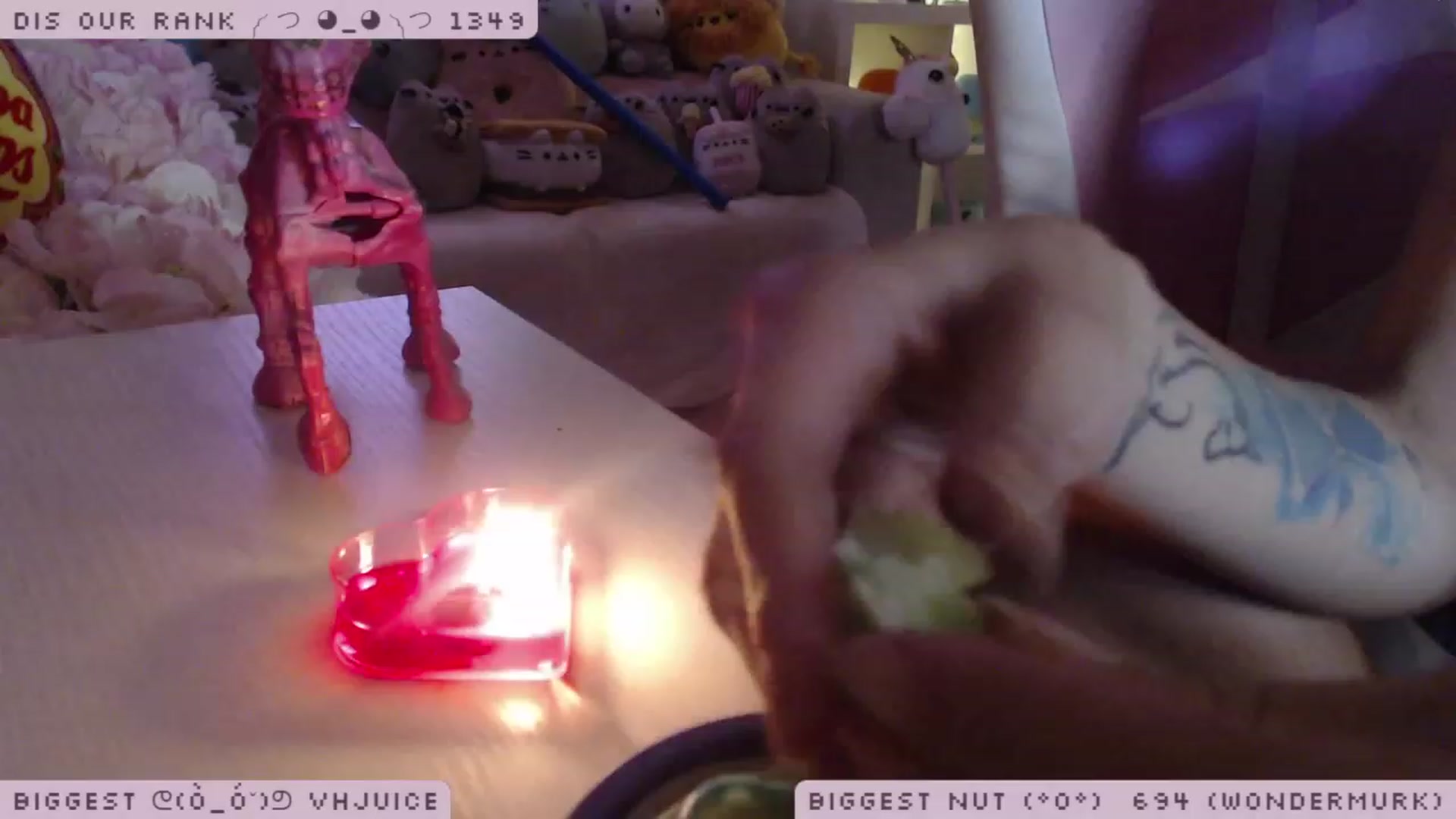 Gallery image thumbnail from WonderAna's myfreecams stream on, 11/17/2022, 02:37 image 17 of 20