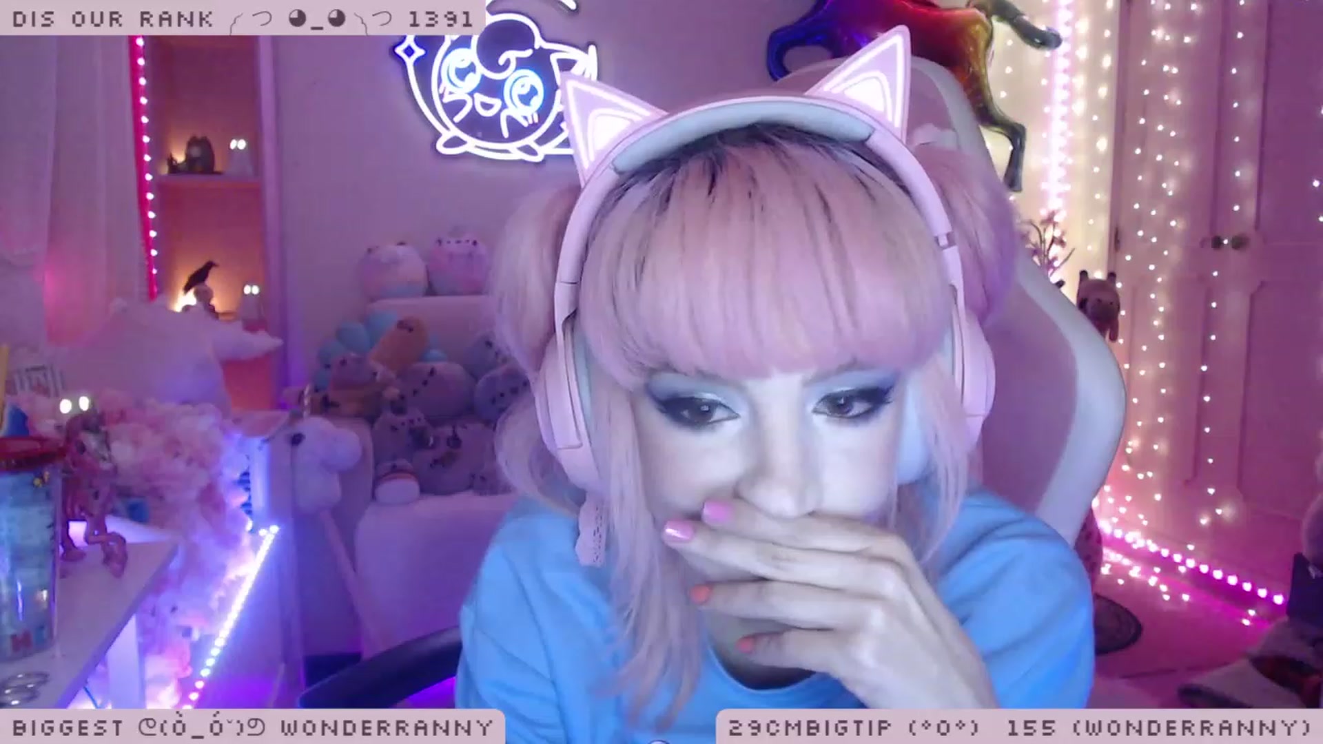 Gallery image thumbnail from WonderAna's myfreecams stream on, 11/23/2022, 24:06 image 9 of 20