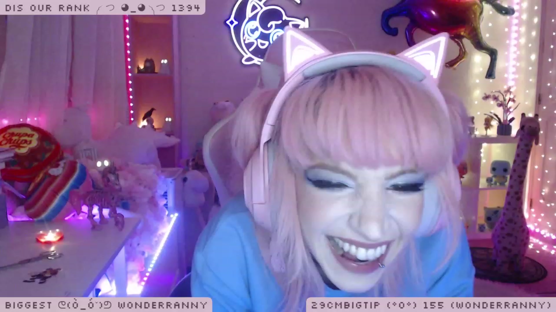 Gallery image thumbnail from WonderAna's myfreecams stream on, 11/23/2022, 24:06 image 4 of 20