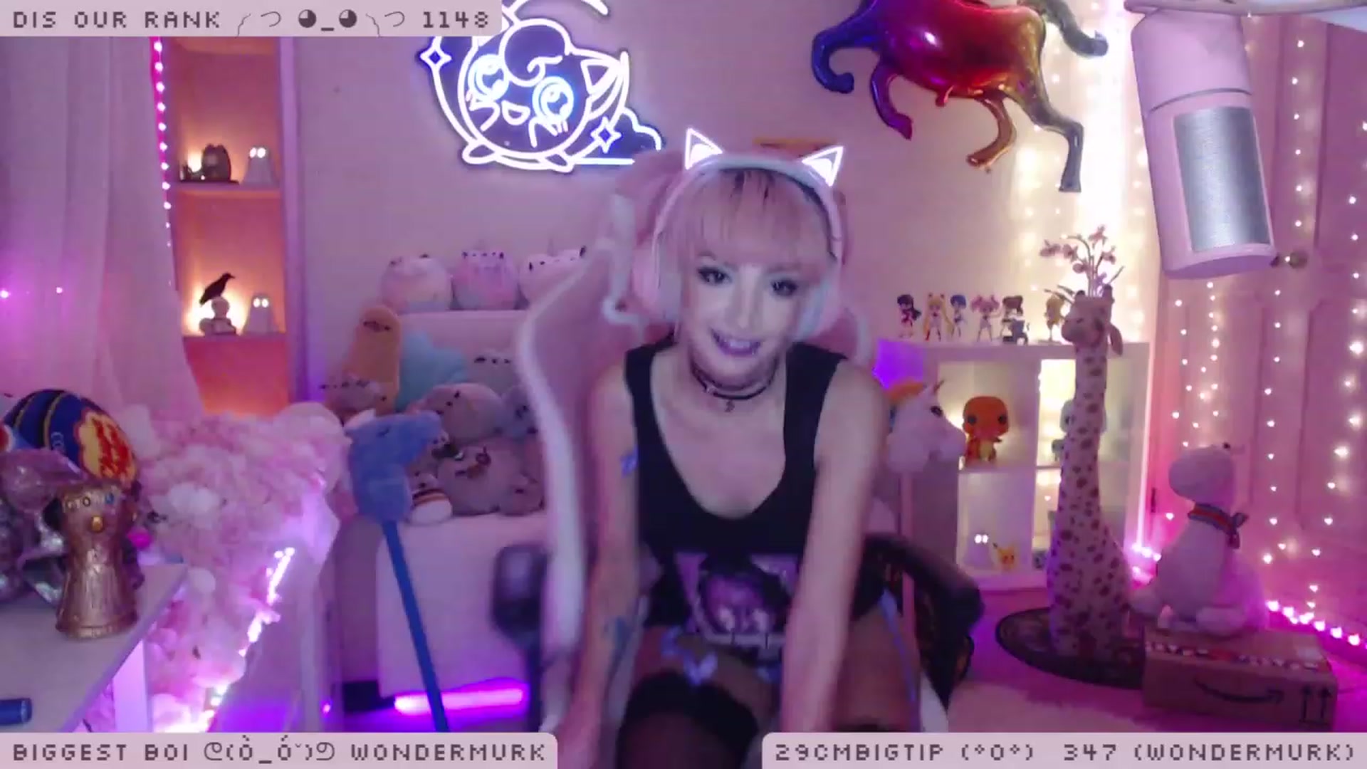Gallery image thumbnail from WonderAna's myfreecams stream on, 11/27/2022, 24:37 image 1 of 20