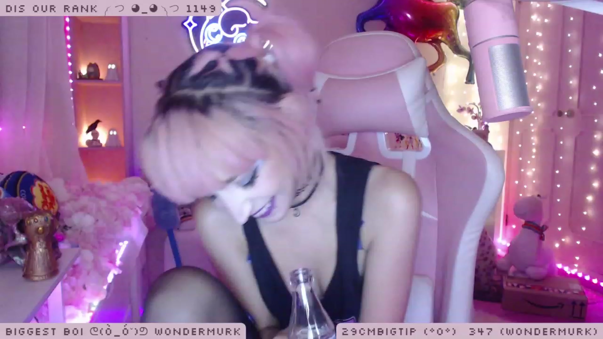 Gallery image thumbnail from WonderAna's myfreecams stream on, 11/27/2022, 24:37 image 3 of 20