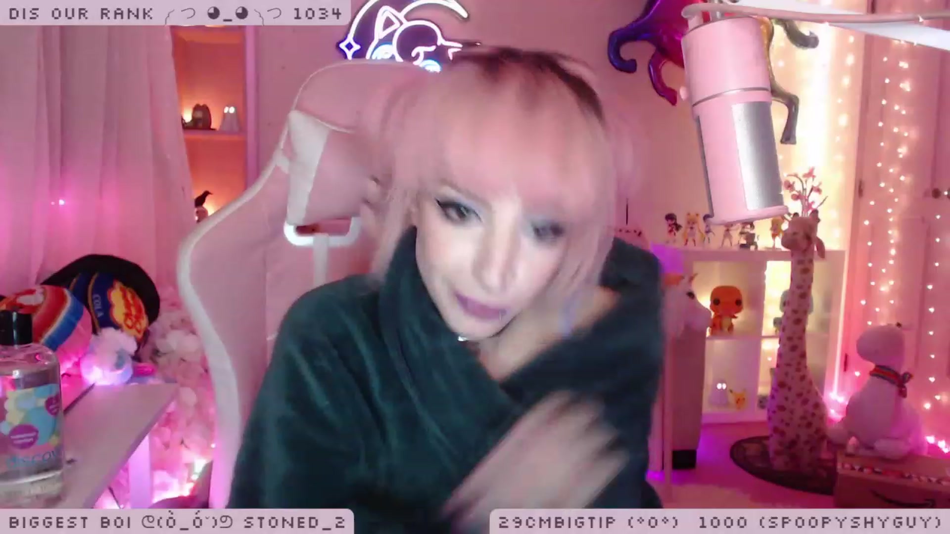 Gallery image thumbnail from WonderAna's myfreecams stream on, 11/27/2022, 02:49 image 5 of 20