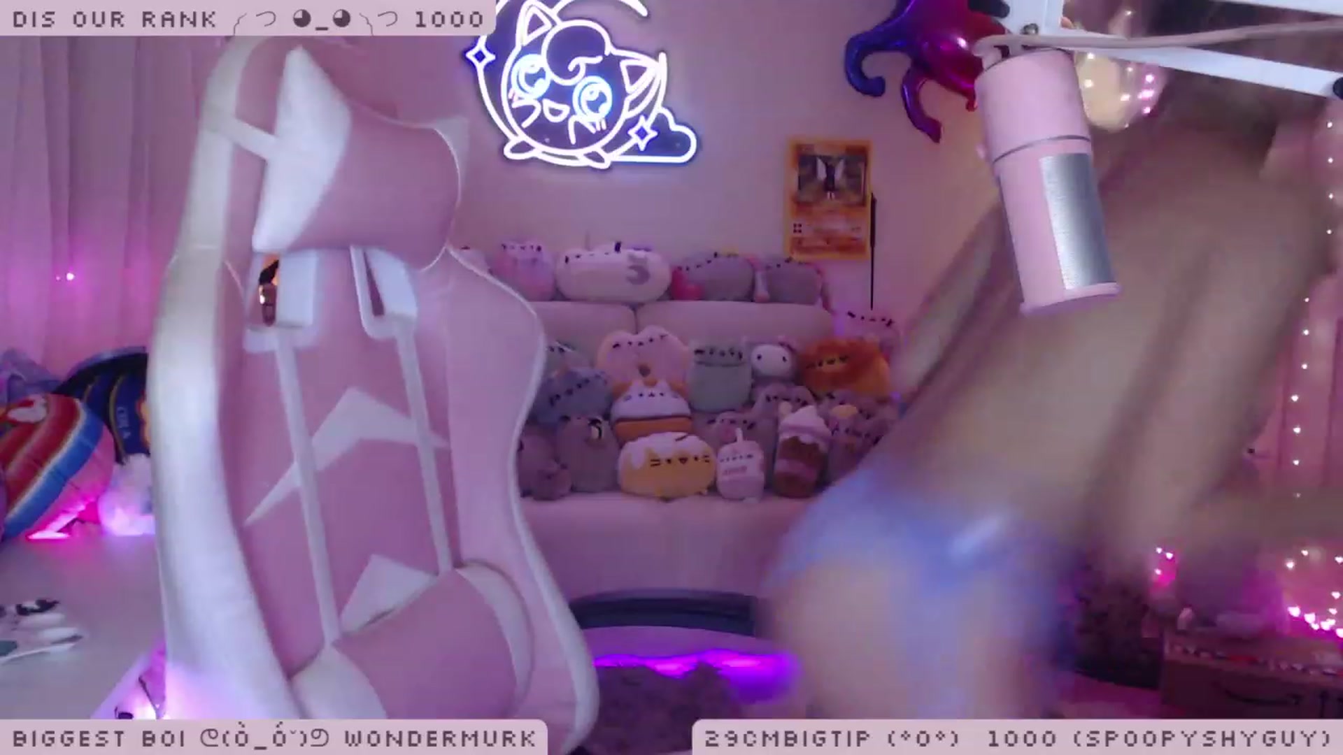 Gallery image thumbnail from WonderAna's myfreecams stream on, 11/27/2022, 02:49 image 11 of 20