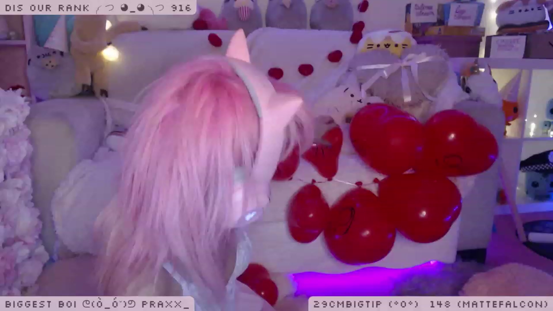 Gallery image thumbnail from WonderAna's myfreecams stream on, 12/02/2022, 01:19 image 17 of 20