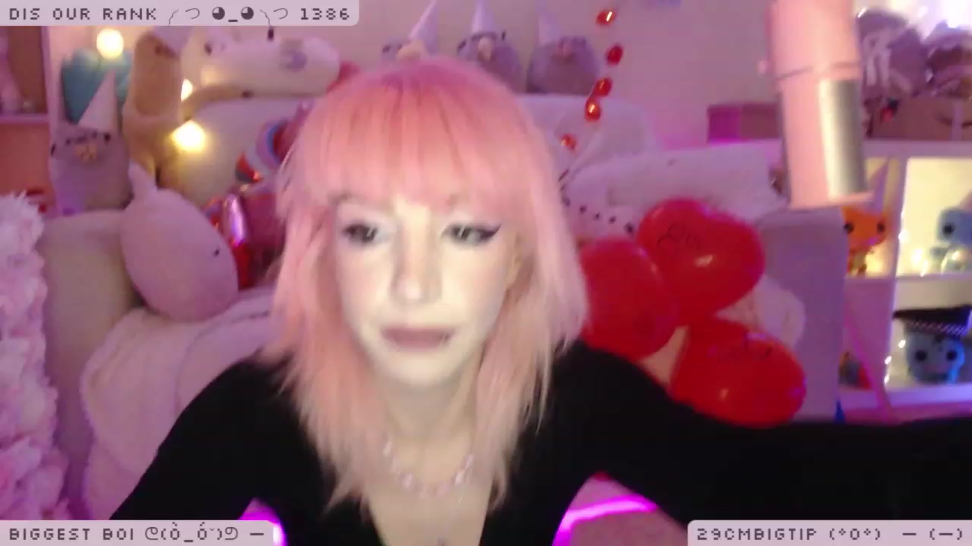 Gallery image thumbnail from WonderAna's myfreecams stream on, 12/03/2022, 24:09 image 2 of 20