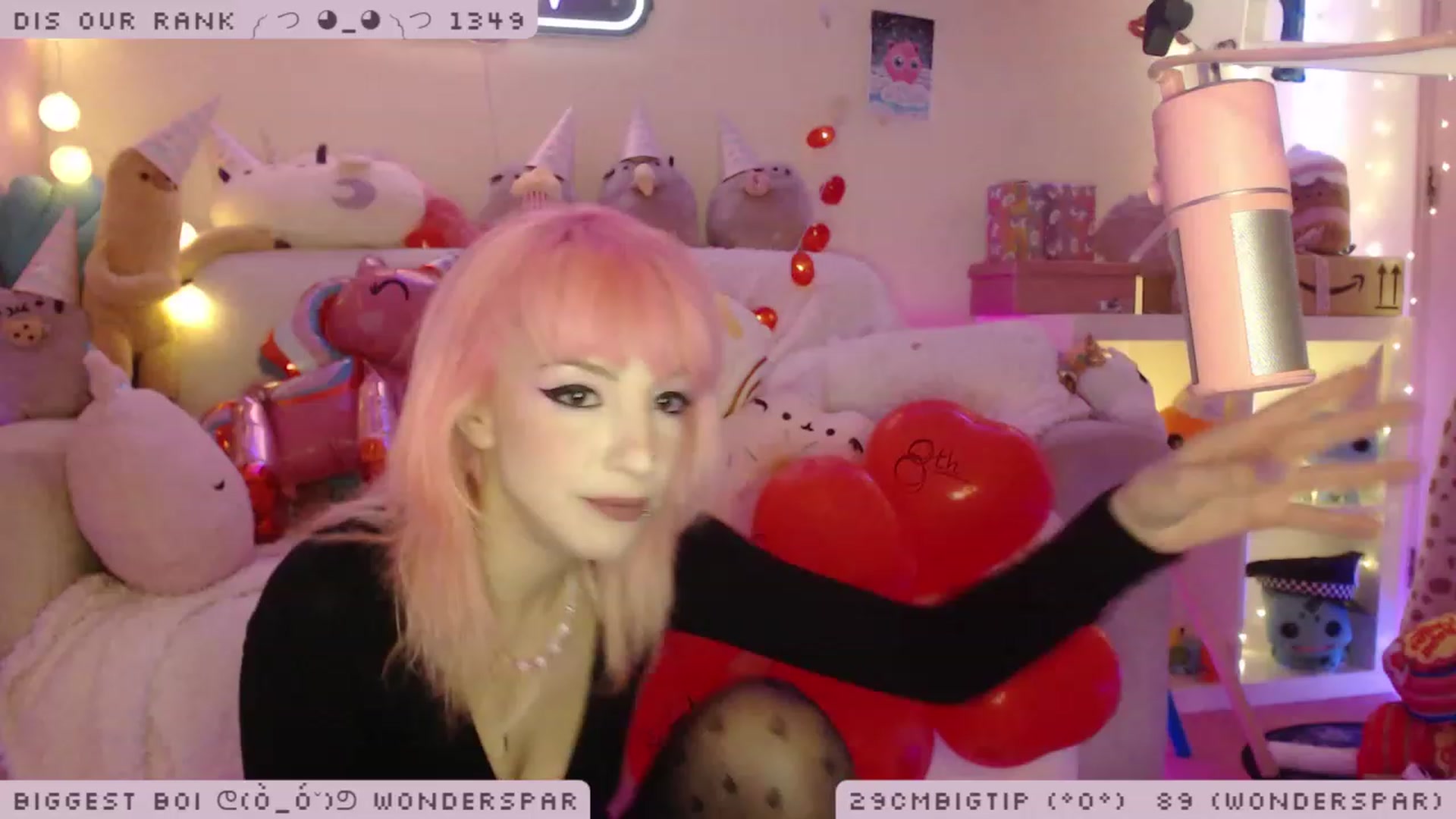 Gallery image thumbnail from WonderAna's myfreecams stream on, 12/03/2022, 24:09 image 4 of 20