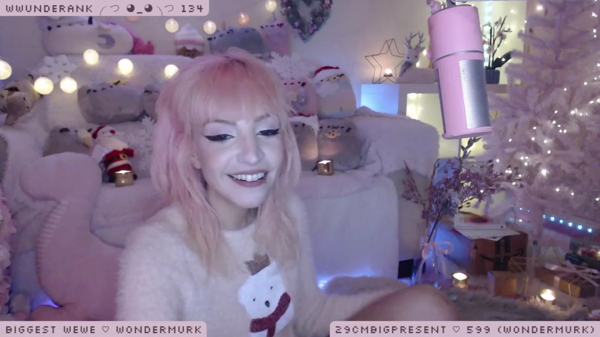 Gallery image thumbnail from WonderAna's myfreecams stream on, 12/15/2022, 02:42 image 16 of 20