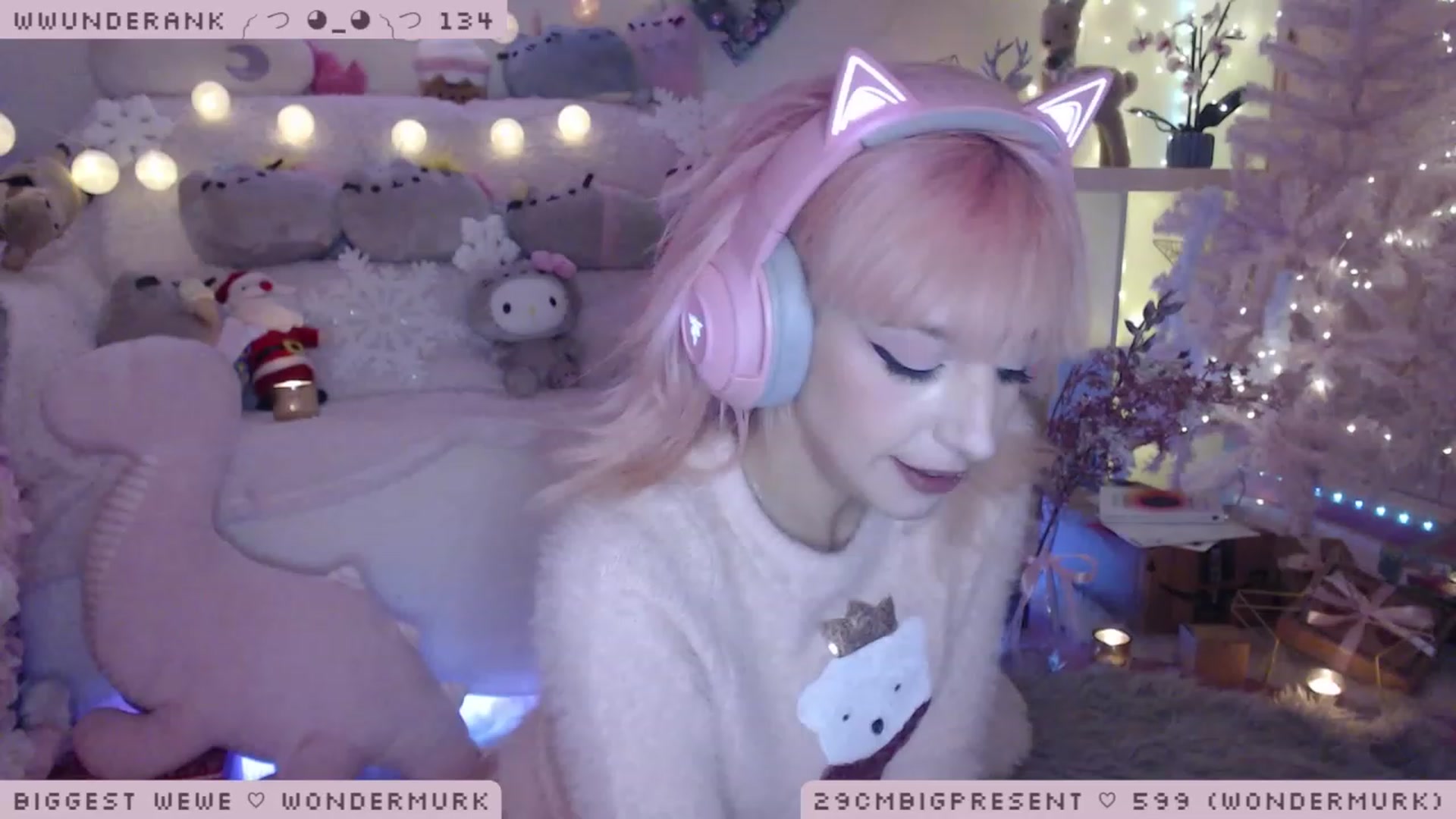 Gallery image thumbnail from WonderAna's myfreecams stream on, 12/15/2022, 02:42 image 17 of 20