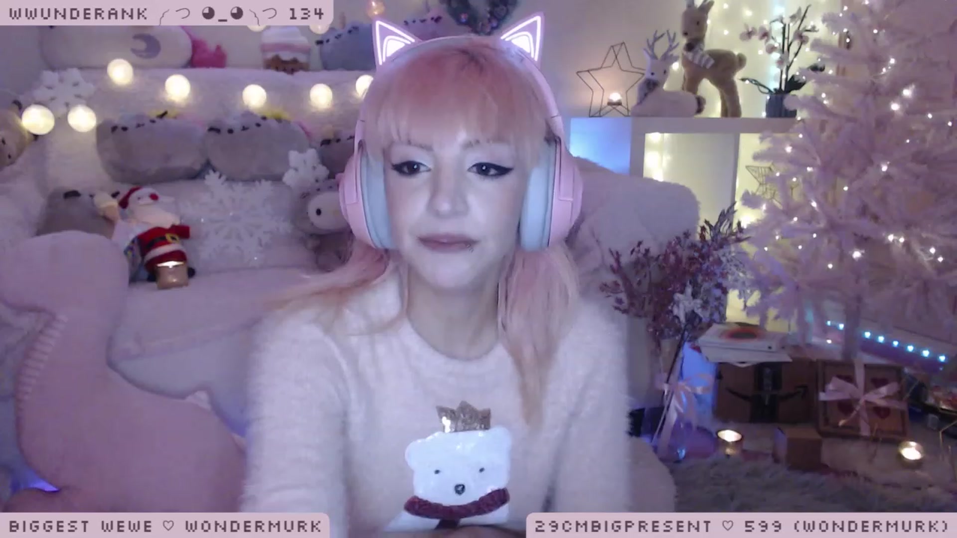 Gallery image thumbnail from WonderAna's myfreecams stream on, 12/15/2022, 02:42 image 19 of 20