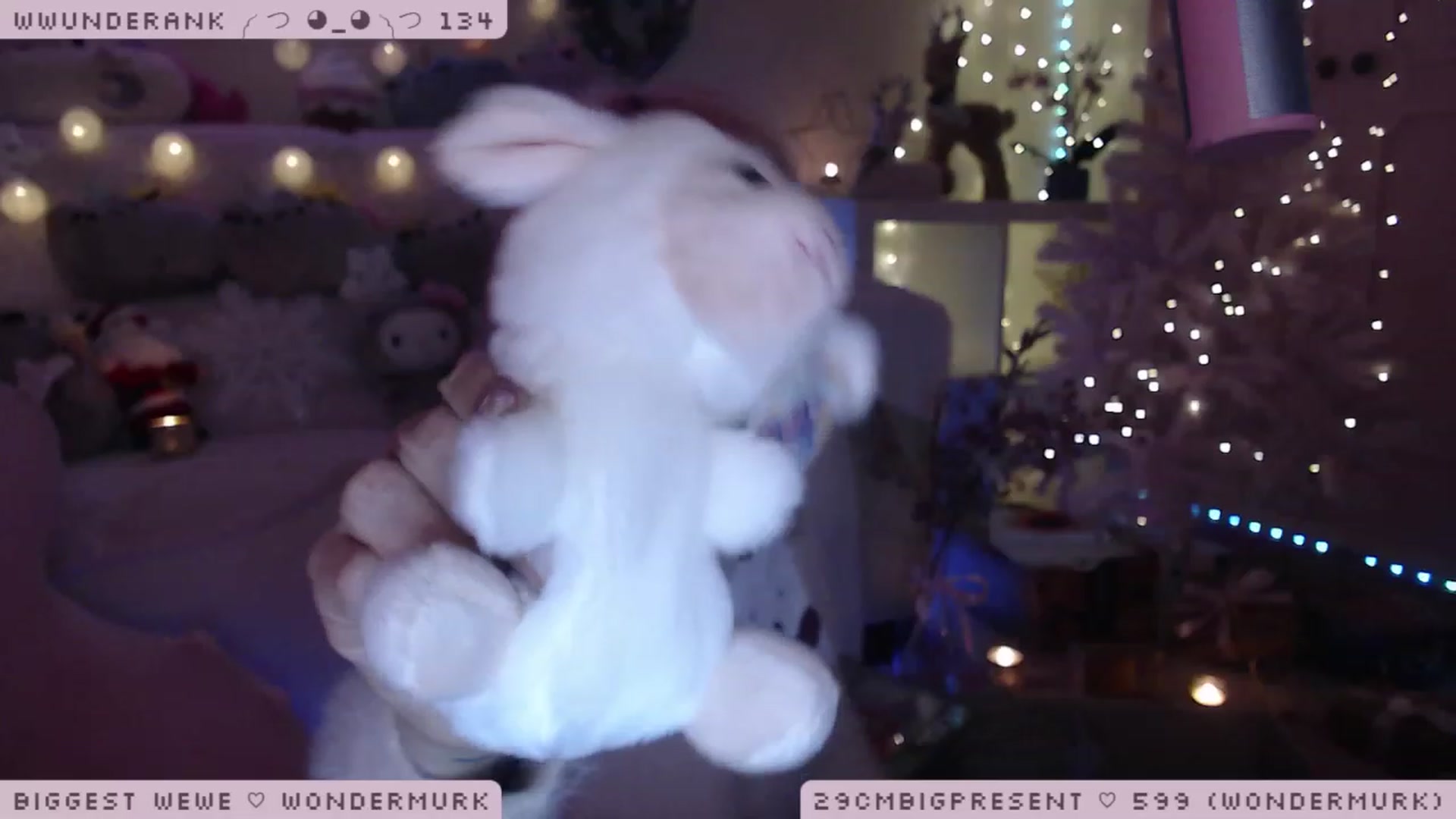 Gallery image thumbnail from WonderAna's myfreecams stream on, 12/15/2022, 02:42 image 13 of 20