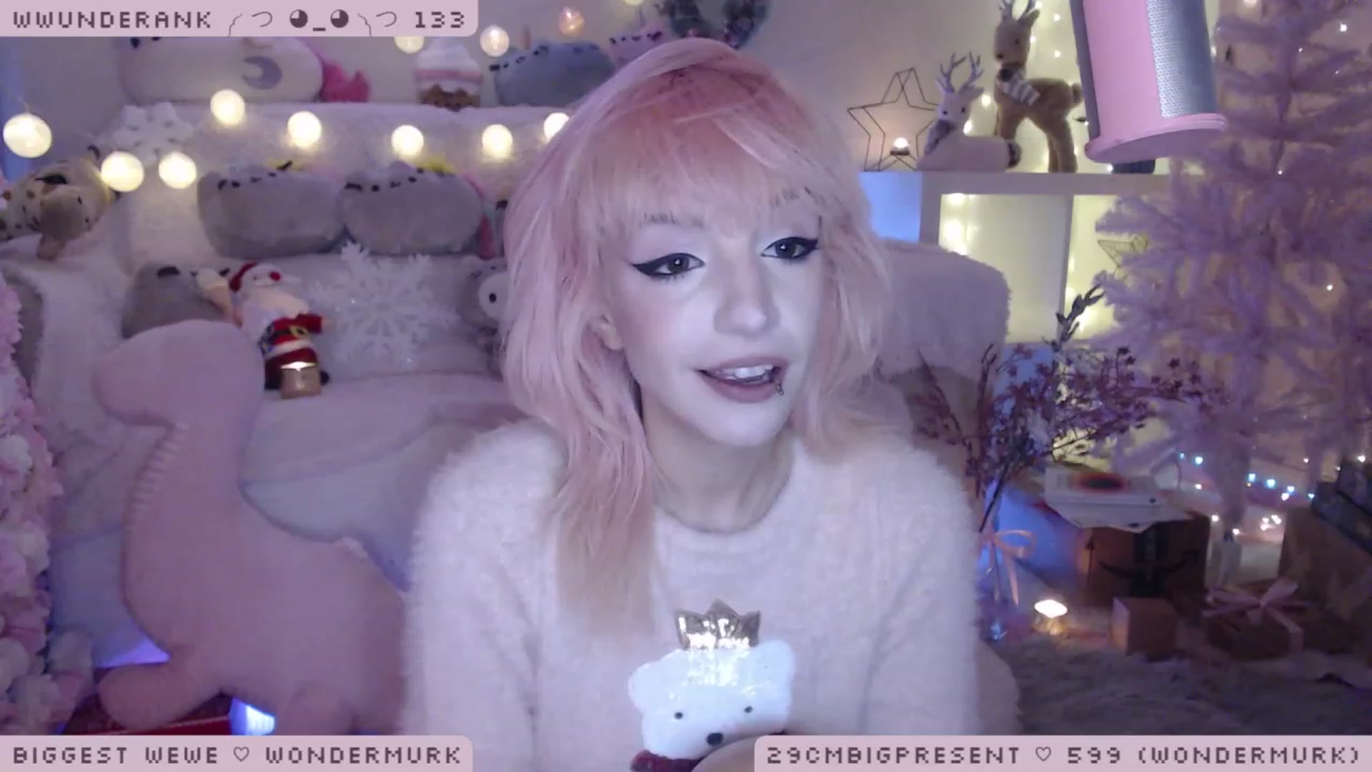 Gallery image thumbnail from WonderAna's myfreecams stream on, 12/15/2022, 02:42 image 8 of 20