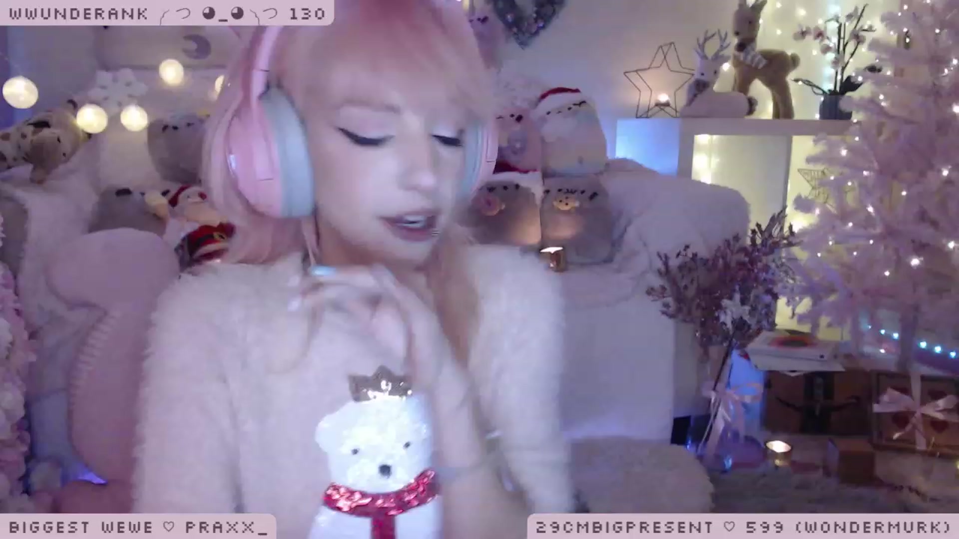 Gallery image thumbnail from WonderAna's myfreecams stream on, 12/15/2022, 03:23 image 1 of 20