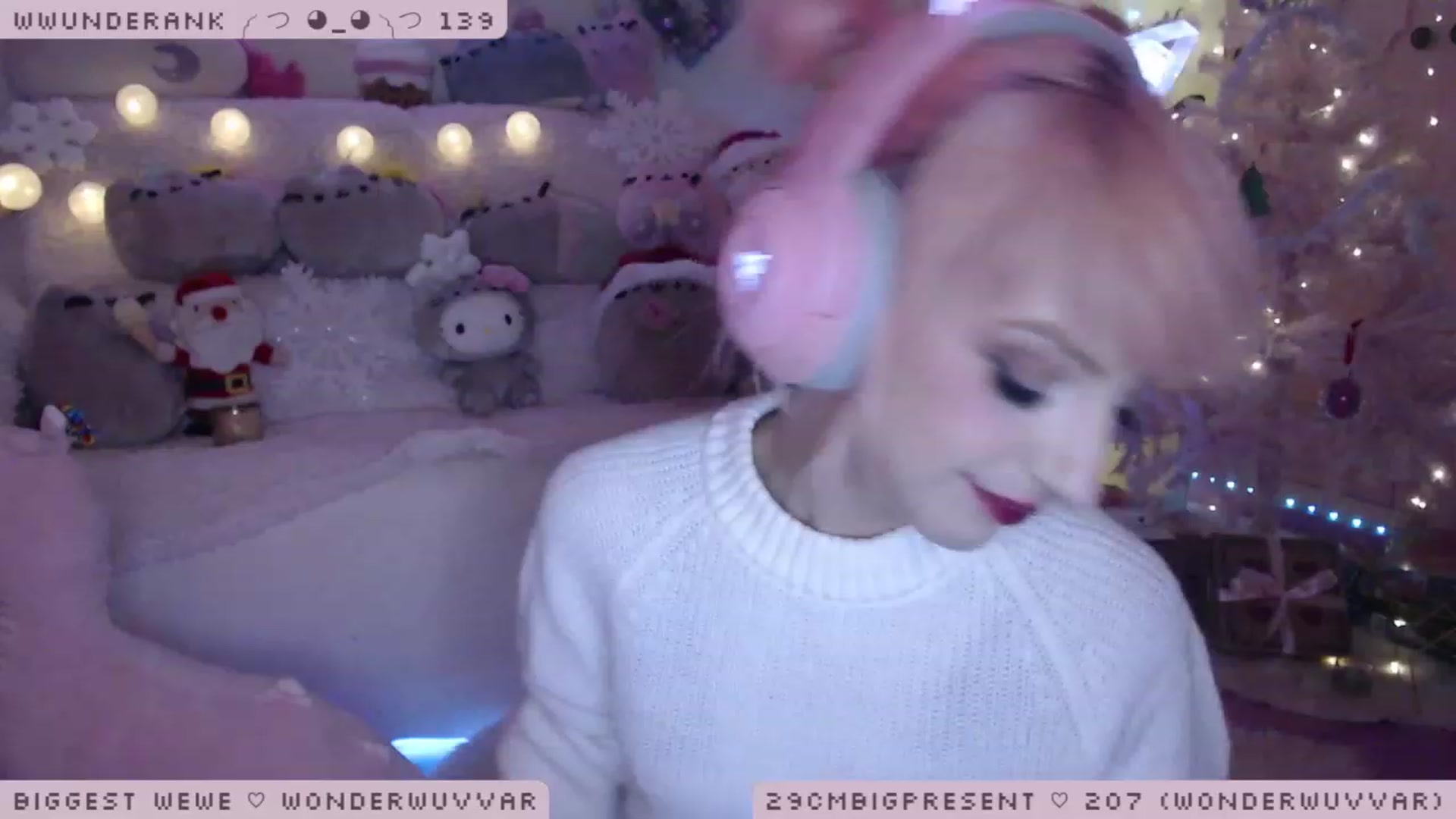 Gallery image thumbnail from WonderAna's myfreecams stream on, 12/15/2022, 22:40 image 8 of 20