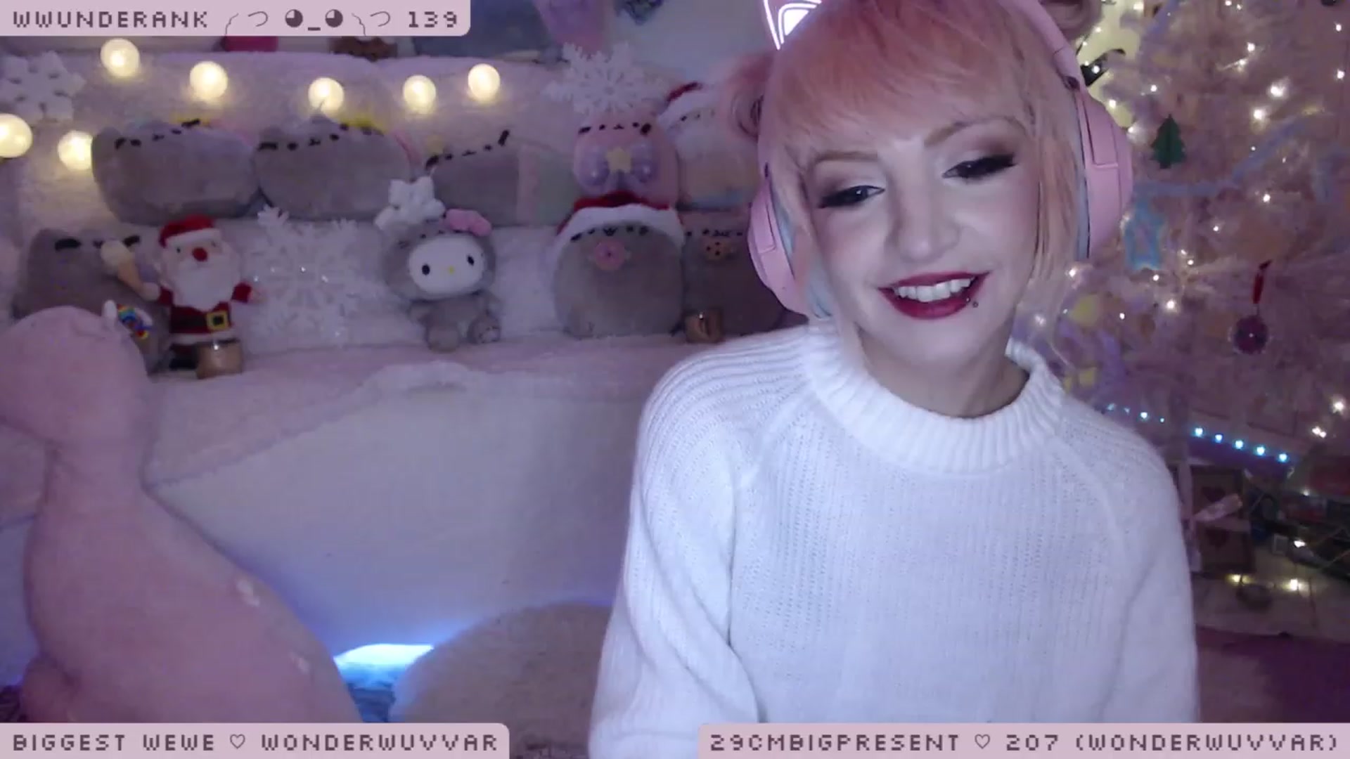 Gallery image thumbnail from WonderAna's myfreecams stream on, 12/15/2022, 22:40 image 19 of 20