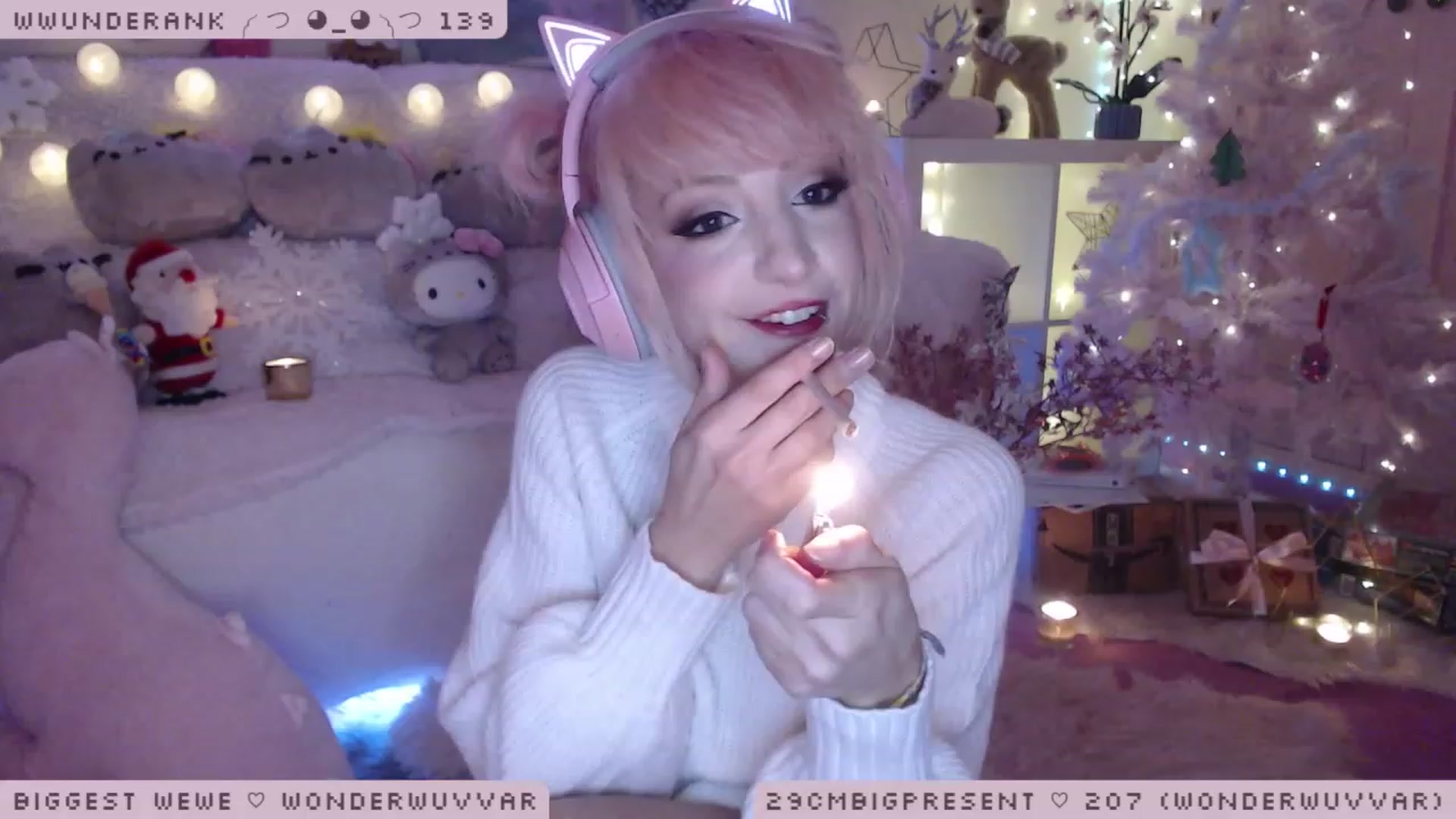 Gallery image thumbnail from WonderAna's myfreecams stream on, 12/15/2022, 23:24 image 3 of 20