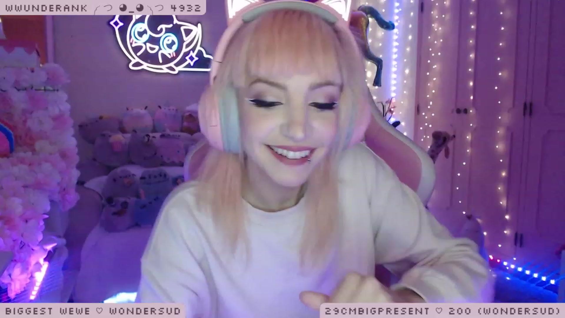 Gallery image thumbnail from WonderAna's myfreecams stream on, 01/04/2023, 24:08 image 2 of 20