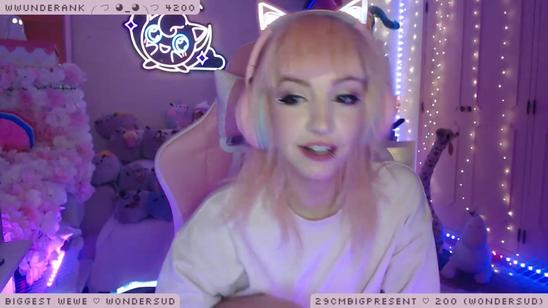 Gallery image thumbnail from WonderAna's myfreecams stream on, 01/04/2023, 24:08 image 9 of 20