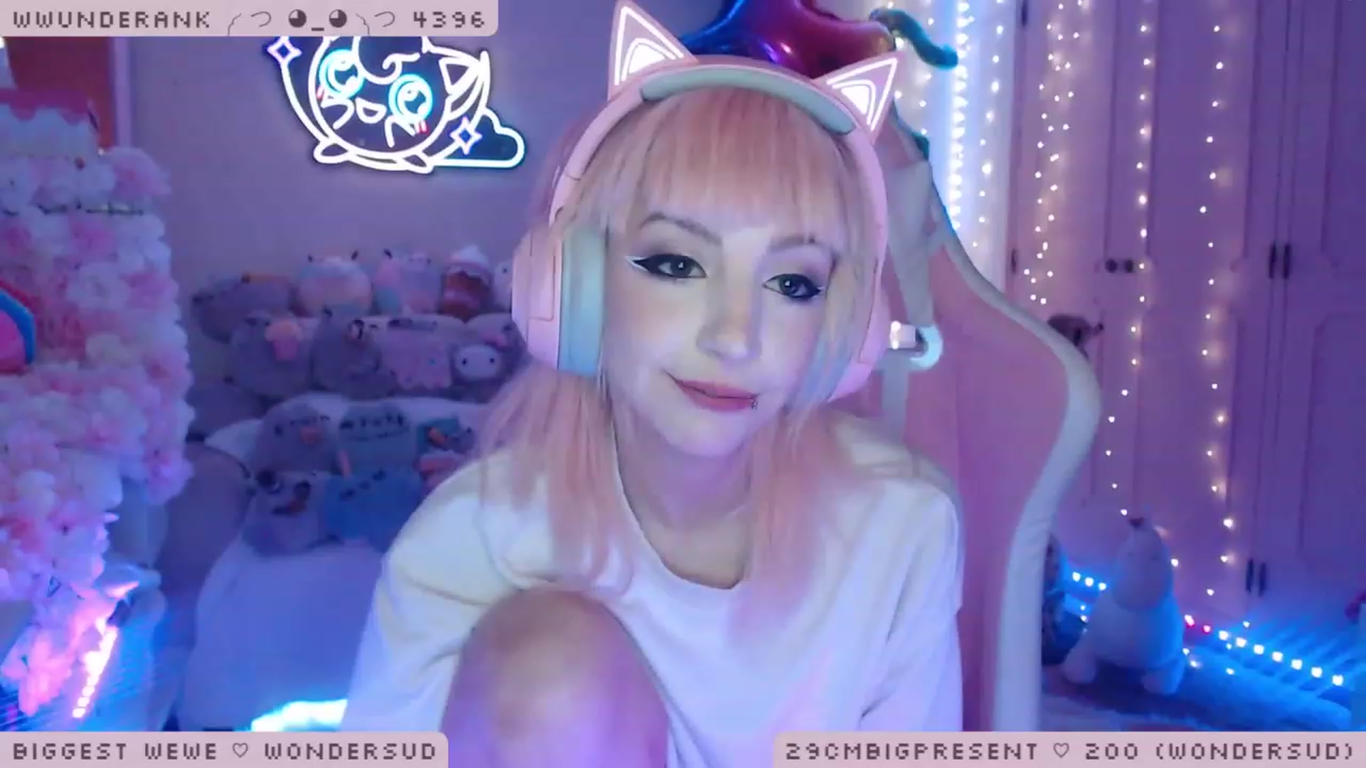 Gallery image thumbnail from WonderAna's myfreecams stream on, 01/04/2023, 24:08 image 5 of 20