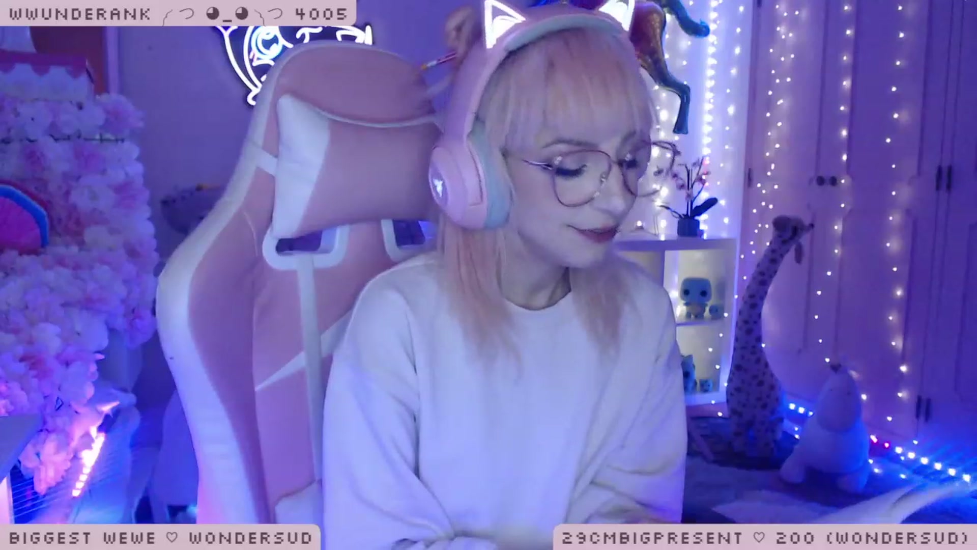 Gallery image thumbnail from WonderAna's myfreecams stream on, 01/04/2023, 01:06 image 18 of 20