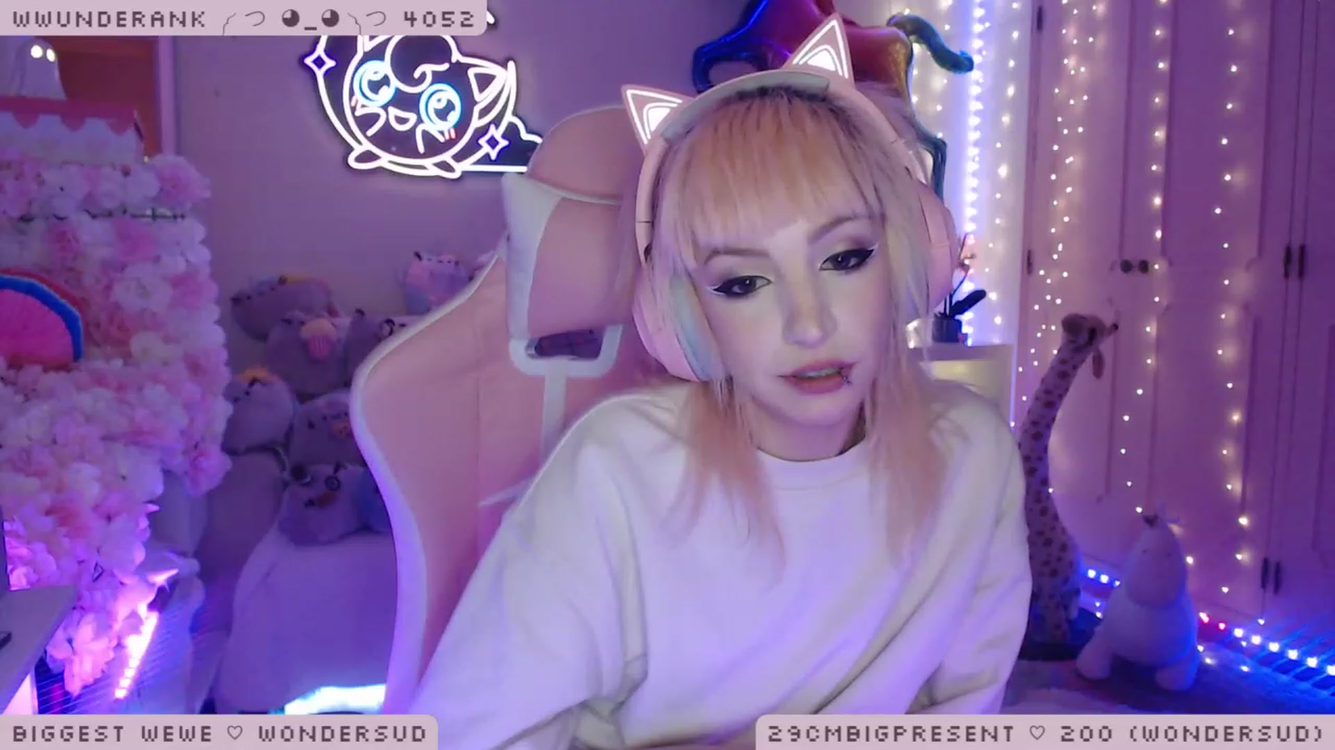 Gallery image thumbnail from WonderAna's myfreecams stream on, 01/04/2023, 01:06 image 8 of 20