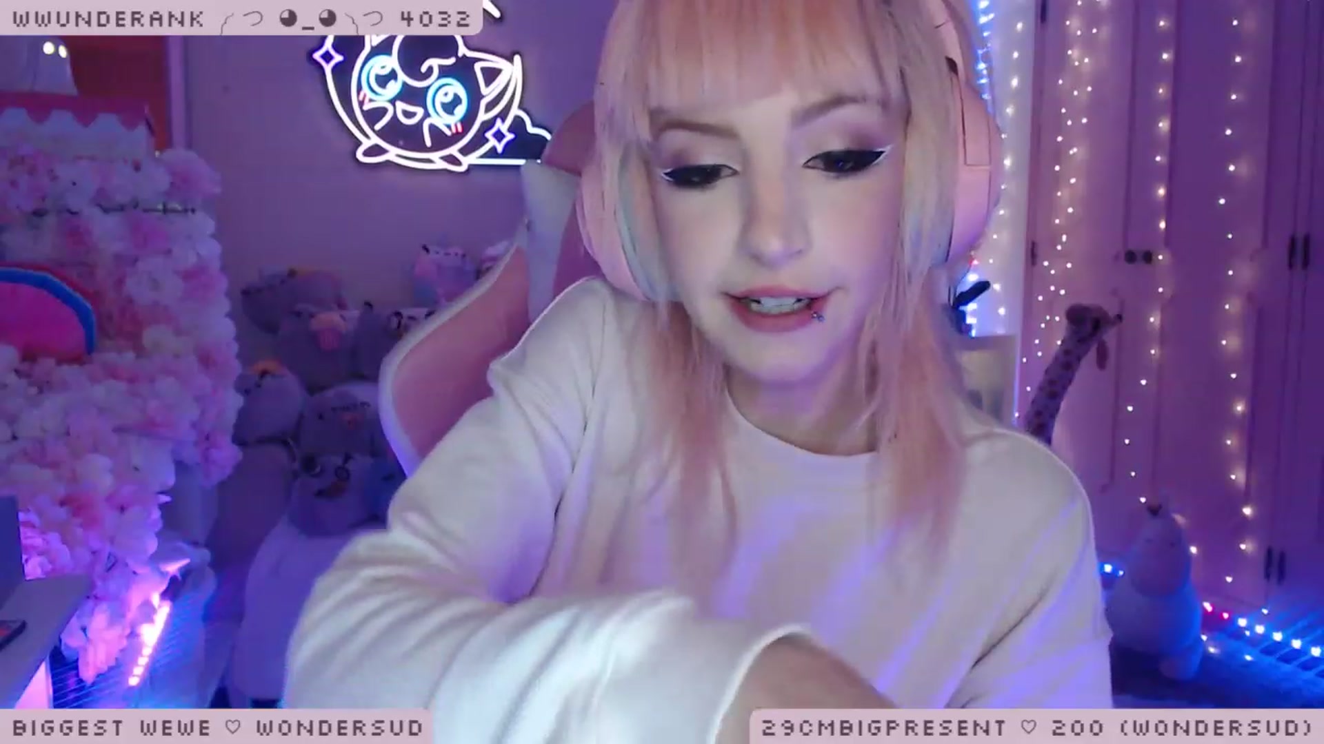Gallery image thumbnail from WonderAna's myfreecams stream on, 01/04/2023, 01:06 image 13 of 20