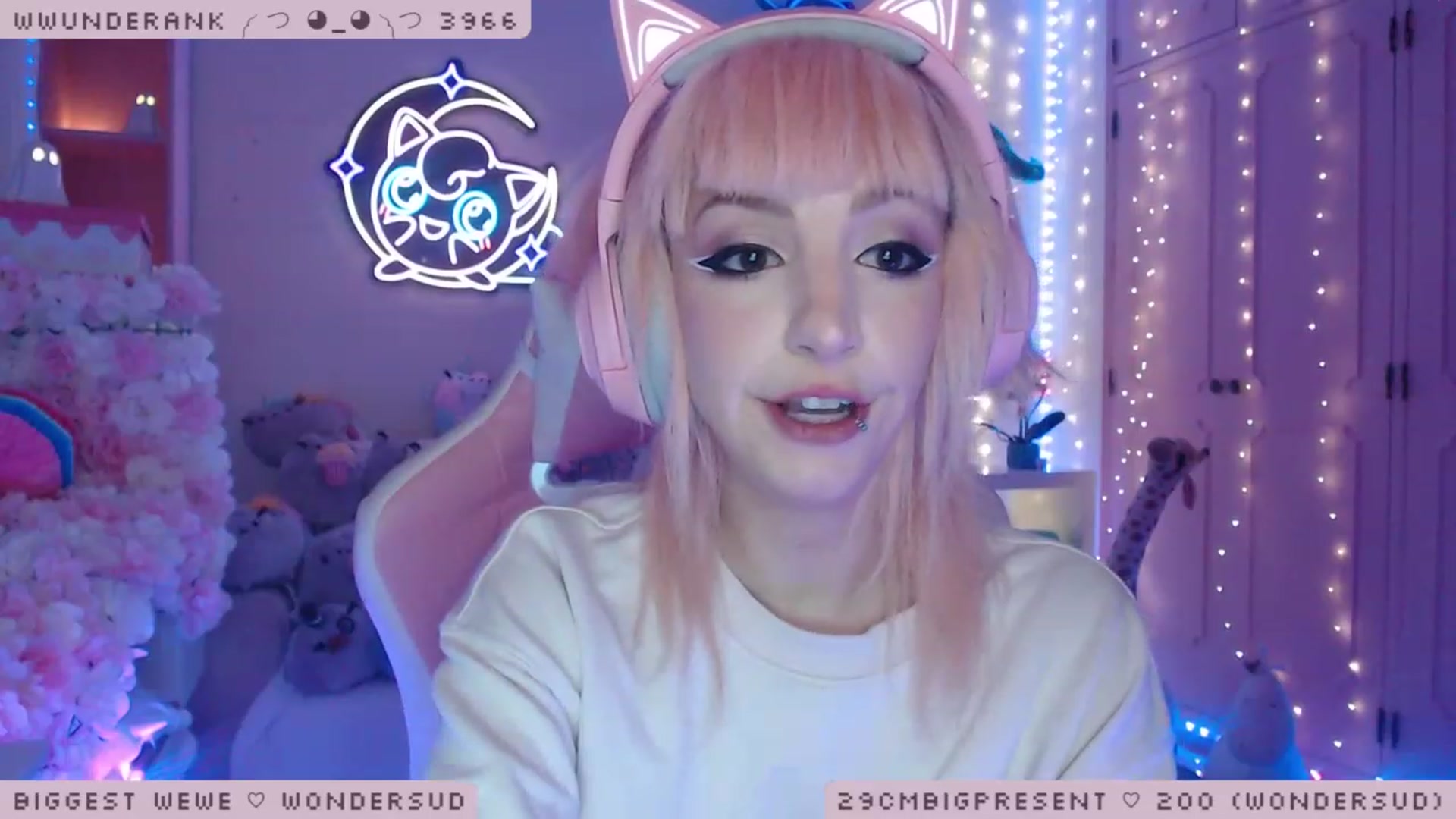 Gallery image thumbnail from WonderAna's myfreecams stream on, 01/04/2023, 01:06 image 20 of 20