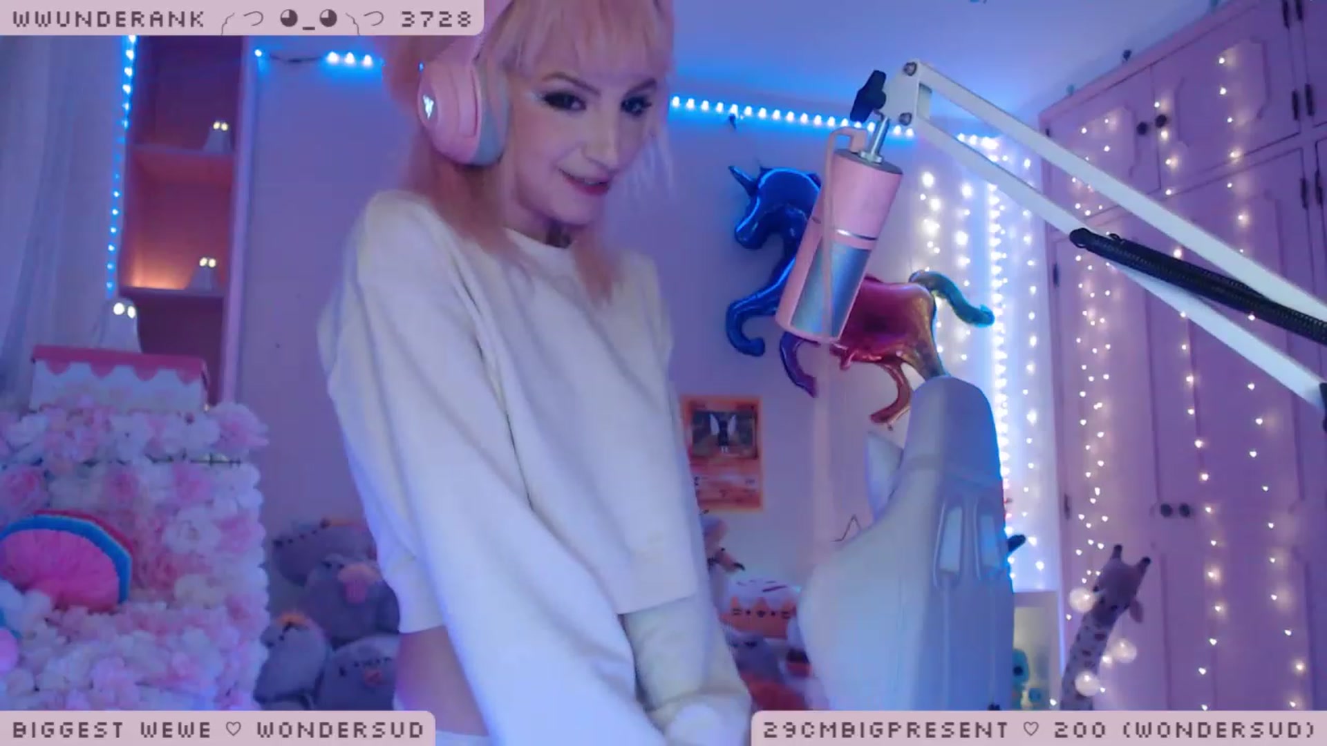 Gallery image thumbnail from WonderAna's myfreecams stream on, 01/04/2023, 01:34 image 15 of 20