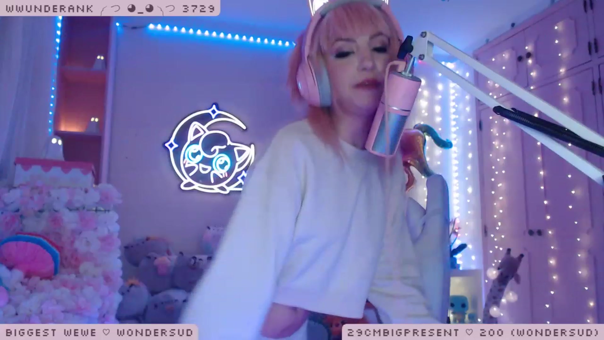Gallery image thumbnail from WonderAna's myfreecams stream on, 01/04/2023, 01:34 image 17 of 20