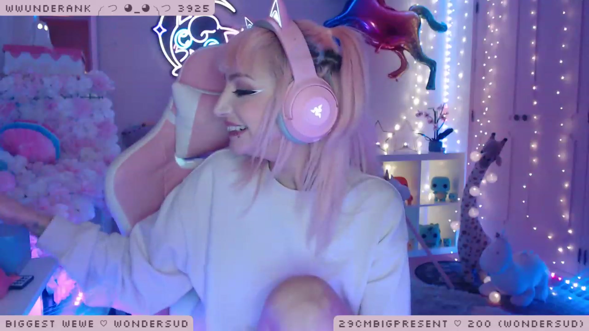 Gallery image thumbnail from WonderAna's myfreecams stream on, 01/04/2023, 01:34 image 7 of 20