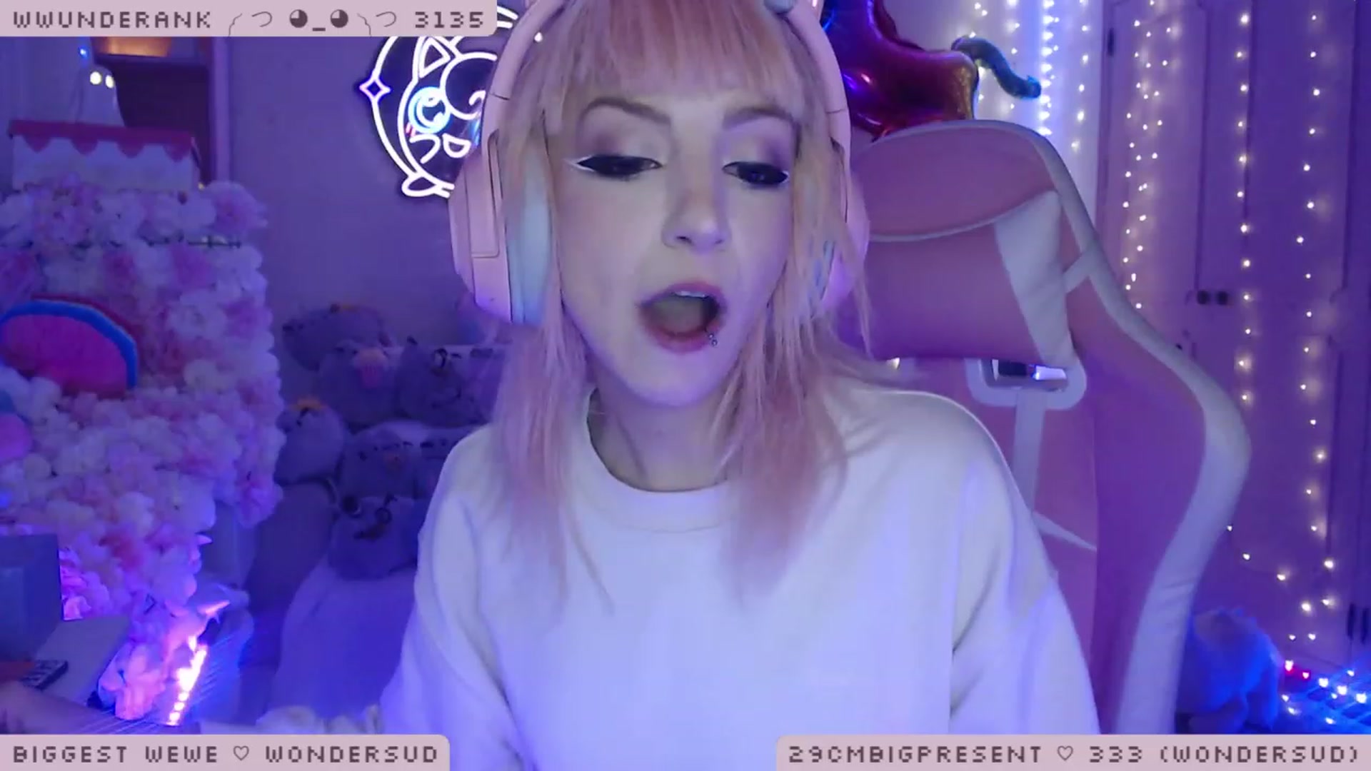 Gallery image thumbnail from WonderAna's myfreecams stream on, 01/04/2023, 01:34 image 18 of 20