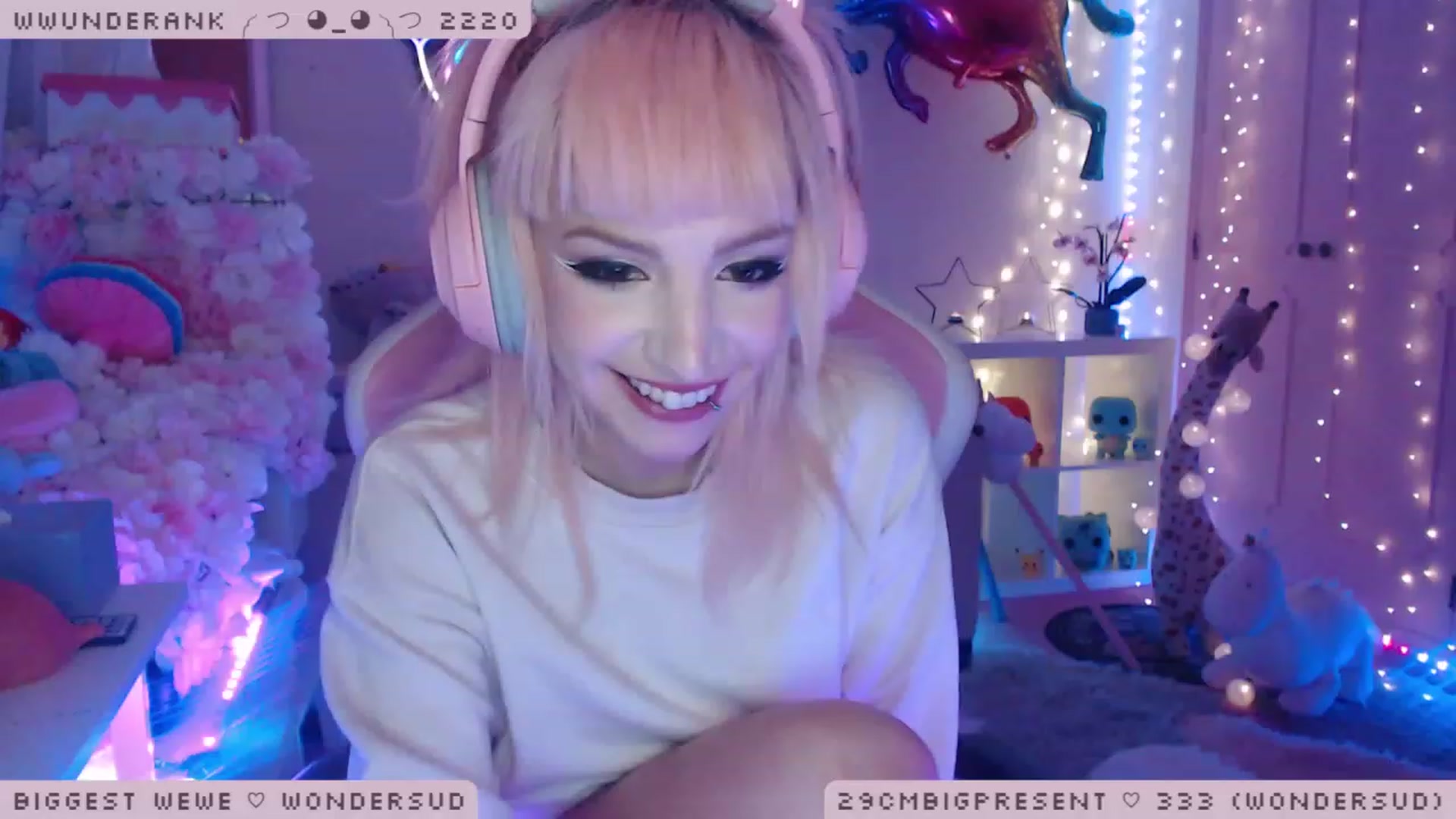 Gallery image thumbnail from WonderAna's myfreecams stream on, 01/04/2023, 02:40 image 15 of 20