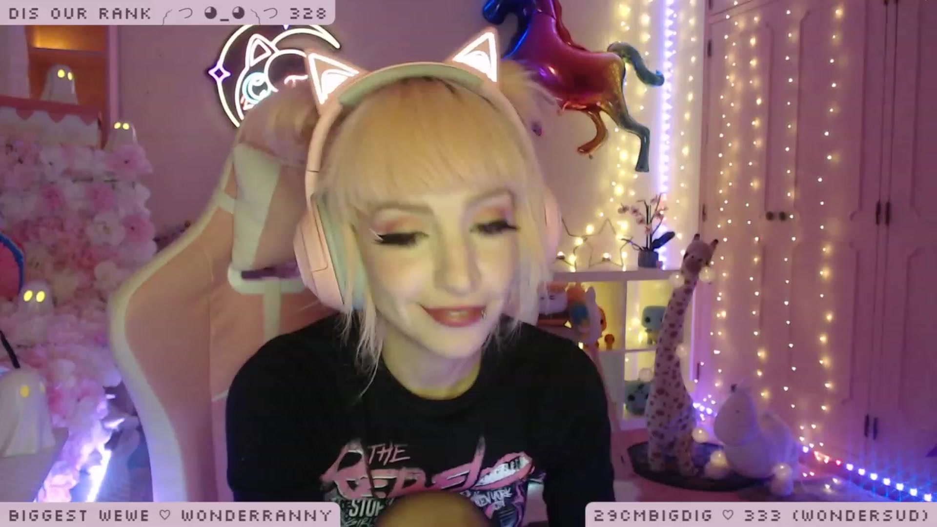 Gallery image thumbnail from WonderAna's myfreecams stream on, 01/07/2023, 01:31 image 19 of 20