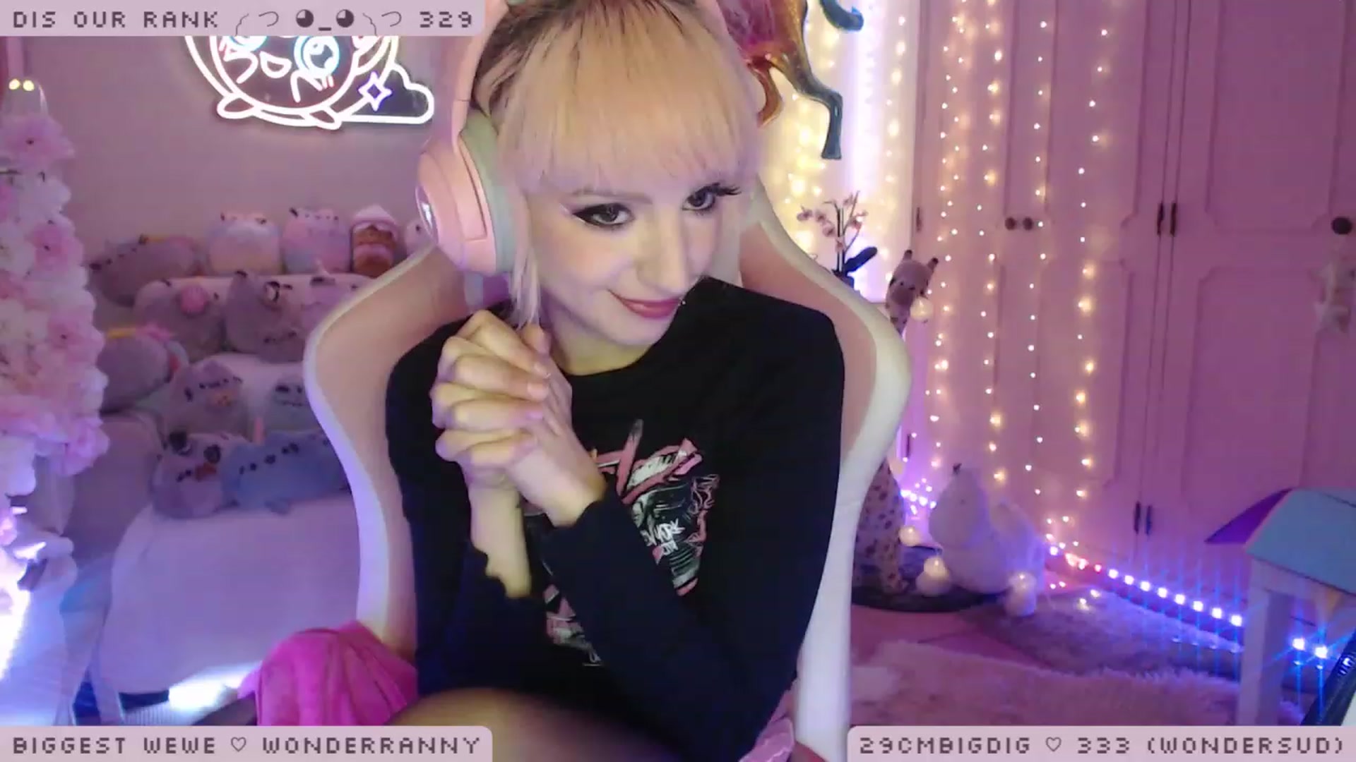 Gallery image thumbnail from WonderAna's myfreecams stream on, 01/07/2023, 01:31 image 16 of 20
