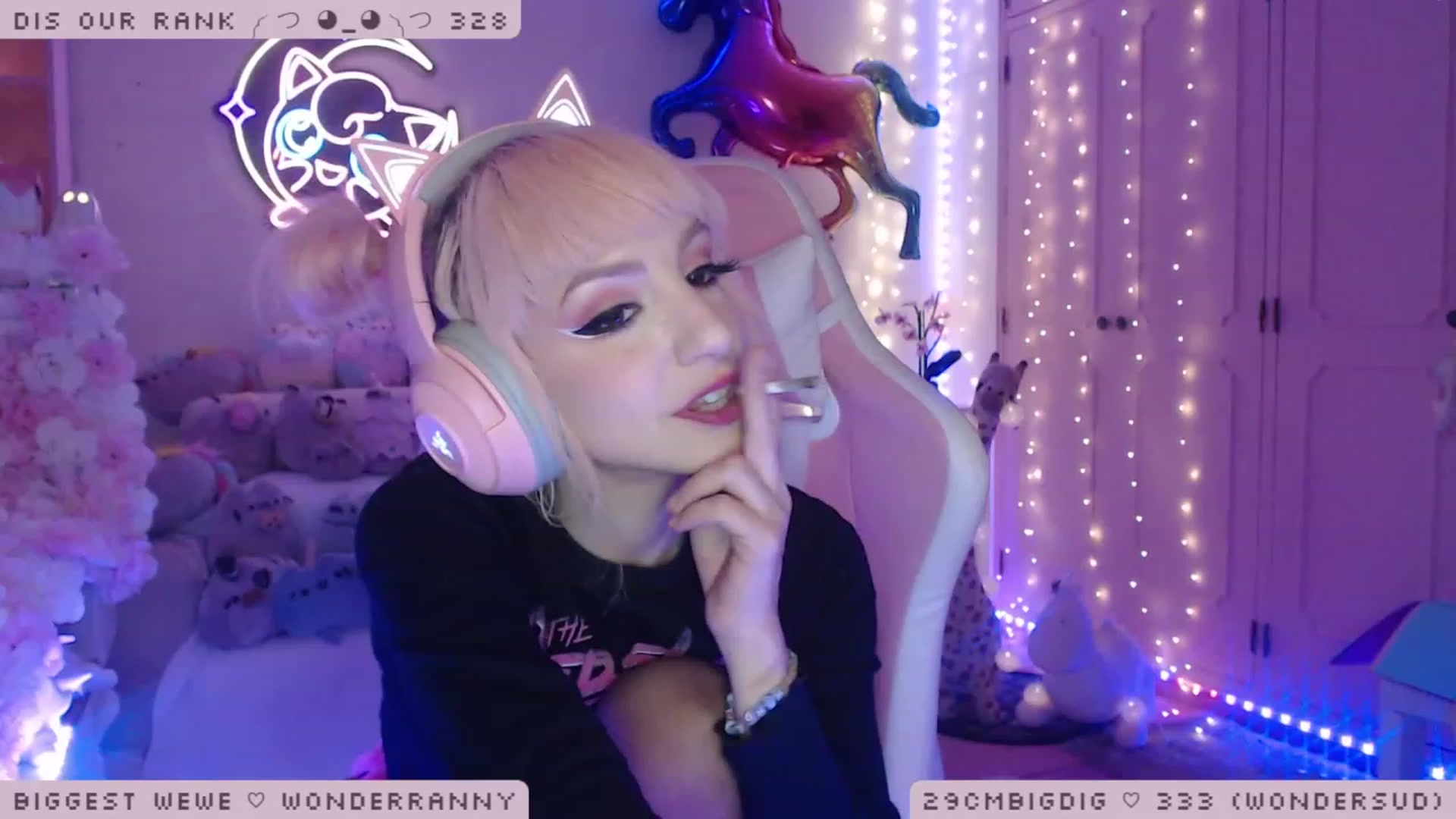 Gallery image thumbnail from WonderAna's myfreecams stream on, 01/07/2023, 01:31 image 17 of 20