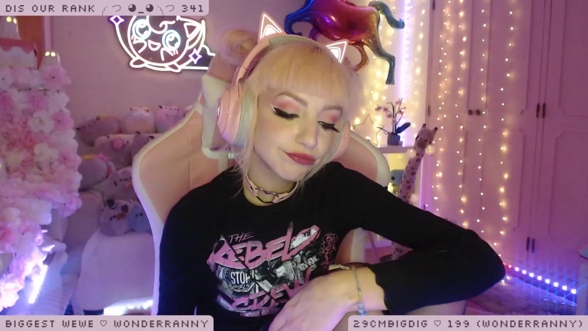 Gallery image thumbnail from WonderAna's myfreecams stream on, 01/07/2023, 01:31 image 2 of 20