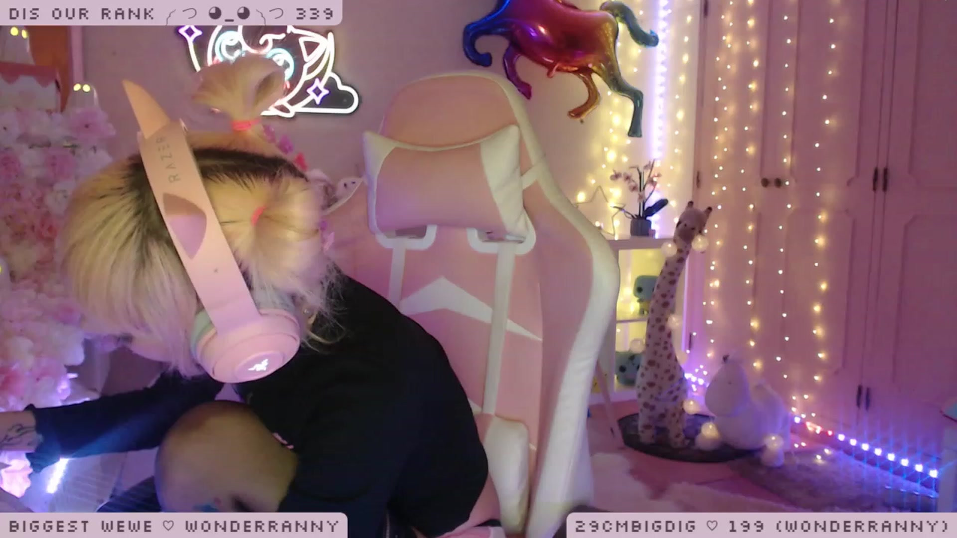 Gallery image thumbnail from WonderAna's myfreecams stream on, 01/07/2023, 01:31 image 3 of 20
