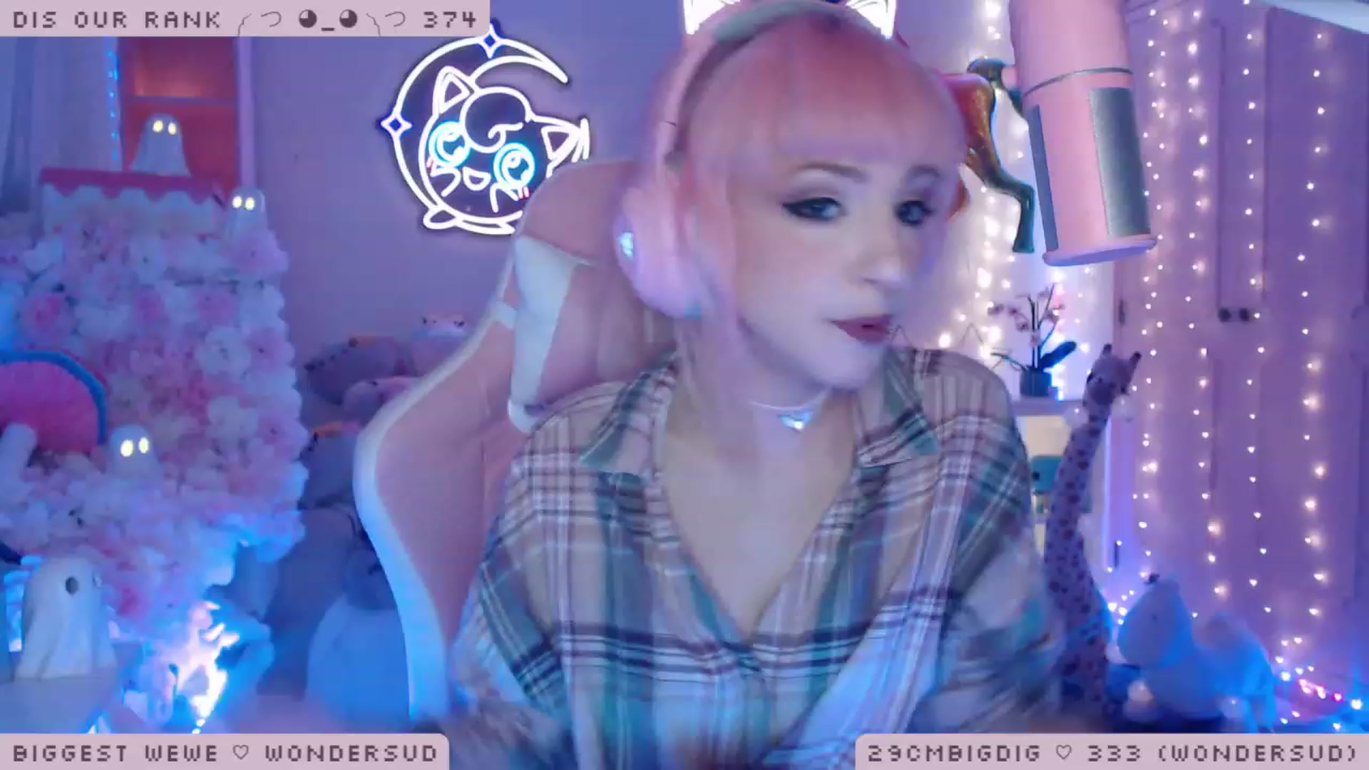 Gallery image thumbnail from WonderAna's myfreecams stream on, 01/07/2023, 23:40 image 14 of 20