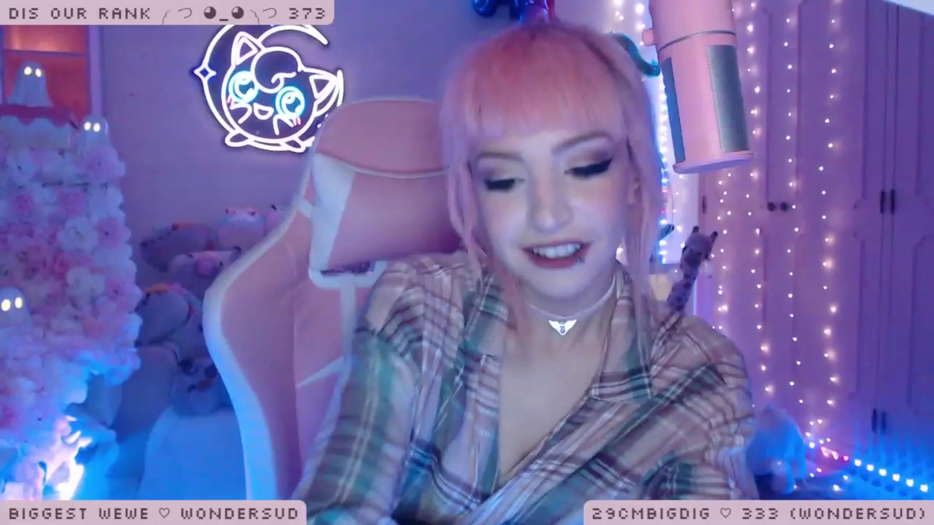 Gallery image thumbnail from WonderAna's myfreecams stream on, 01/07/2023, 23:40 image 7 of 20