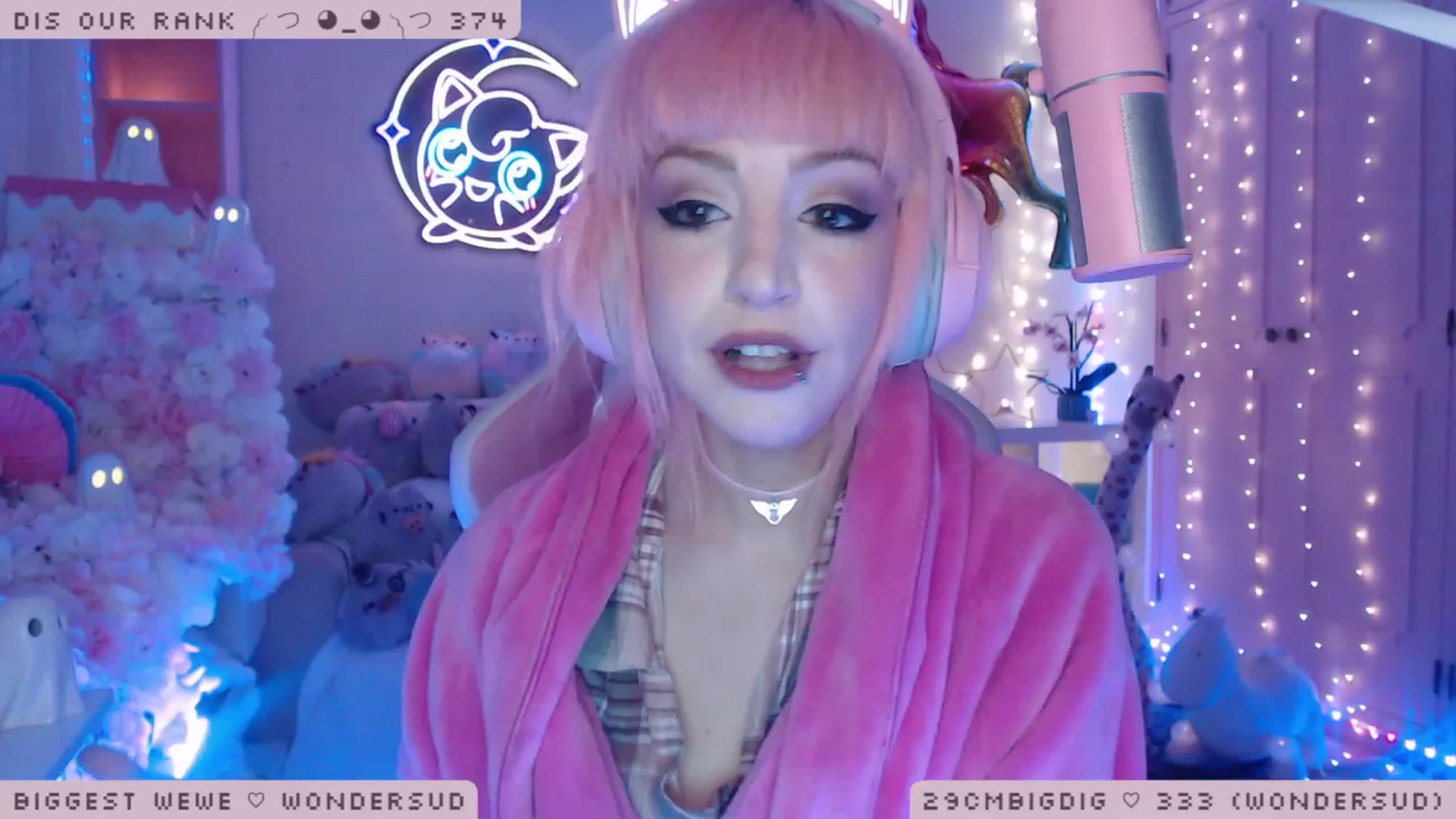 Gallery image thumbnail from WonderAna's myfreecams stream on, 01/07/2023, 23:40 image 17 of 20