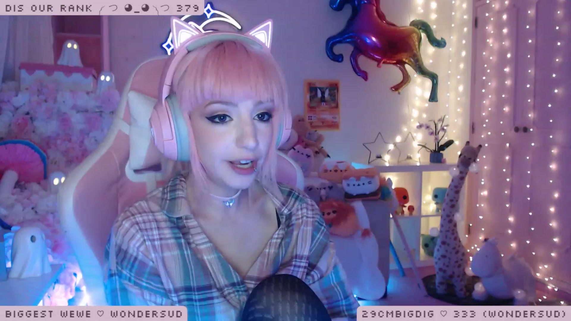 Gallery image thumbnail from WonderAna's myfreecams stream on, 01/08/2023, 04:01 image 7 of 20