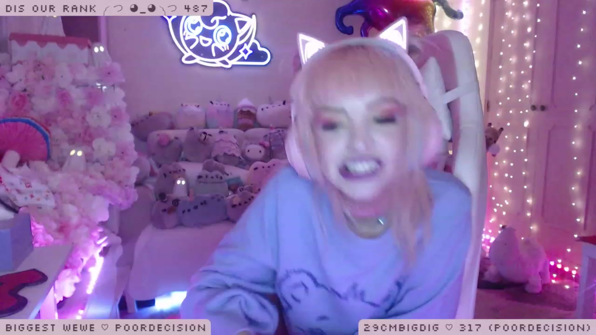 Gallery image thumbnail from WonderAna's myfreecams stream on, 01/11/2023, 24:25 image 5 of 20