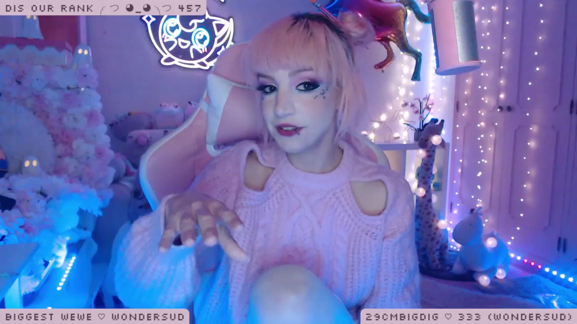 Gallery image thumbnail from WonderAna's myfreecams stream on, 01/16/2023, 24:05 image 8 of 20